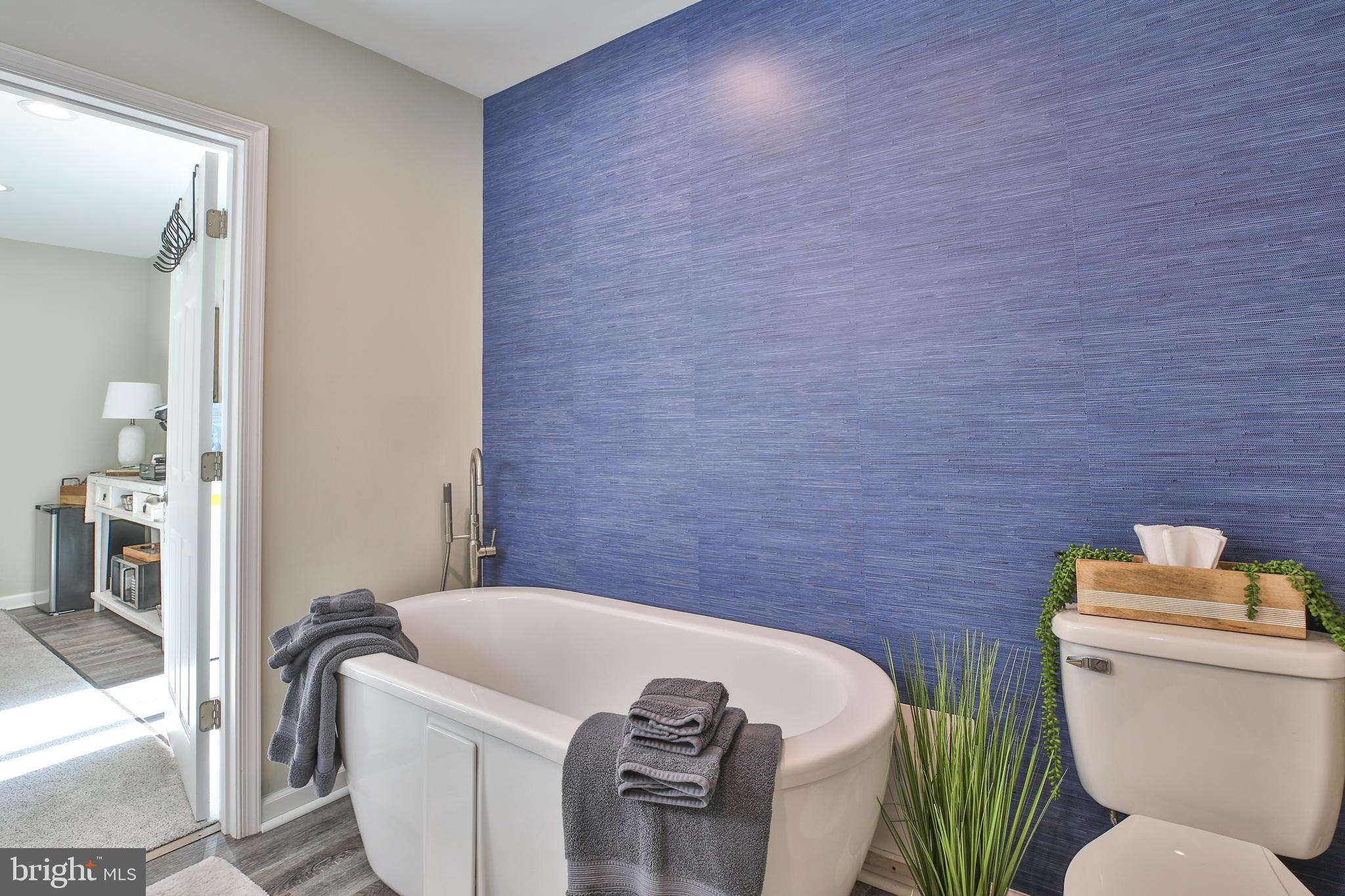 JUNEWOOD ESTATES - Residential