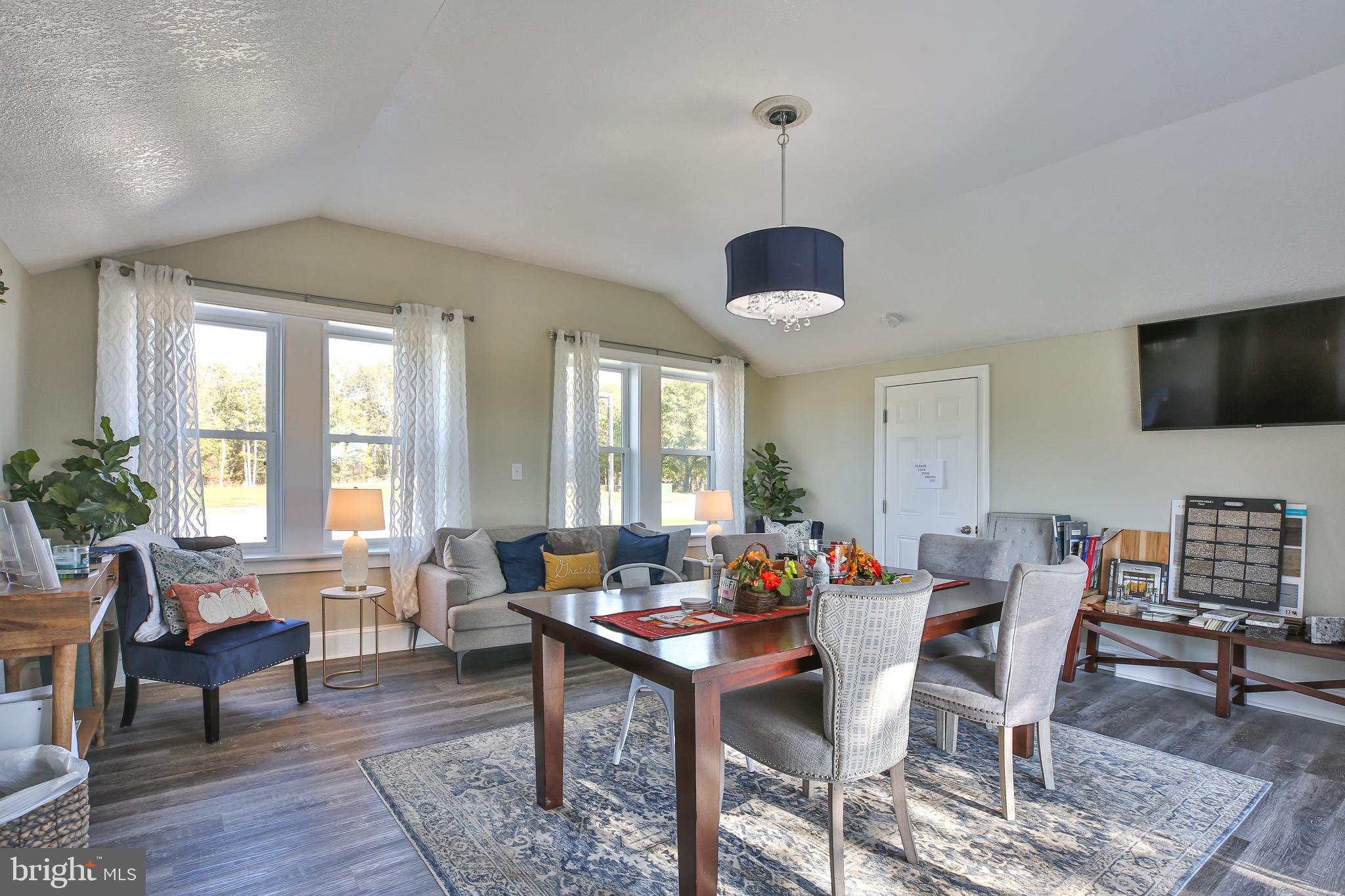 JUNEWOOD ESTATES - Residential