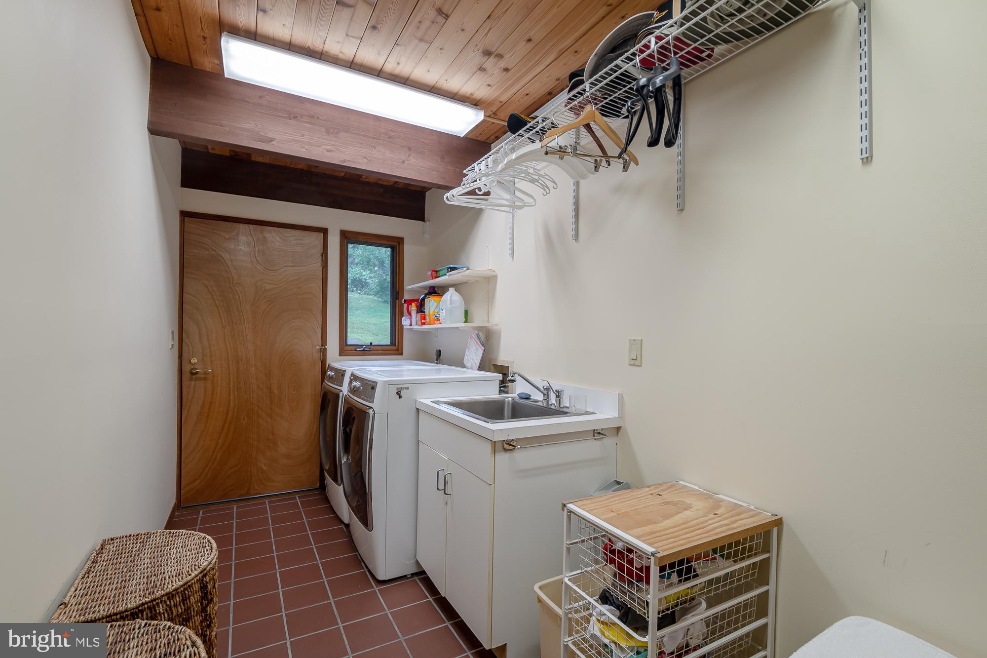 ANNANDALE - Residential