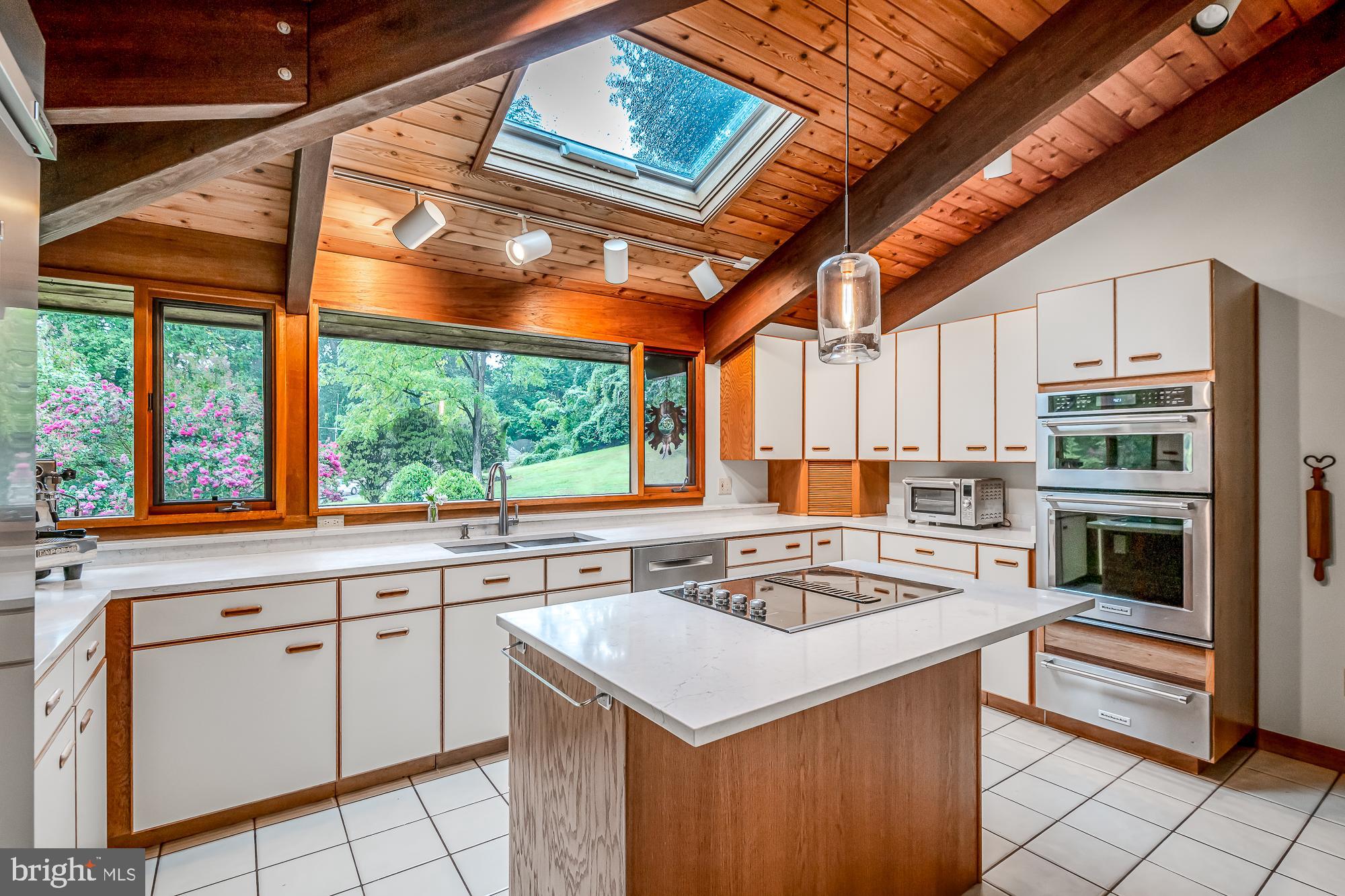 ANNANDALE - Residential