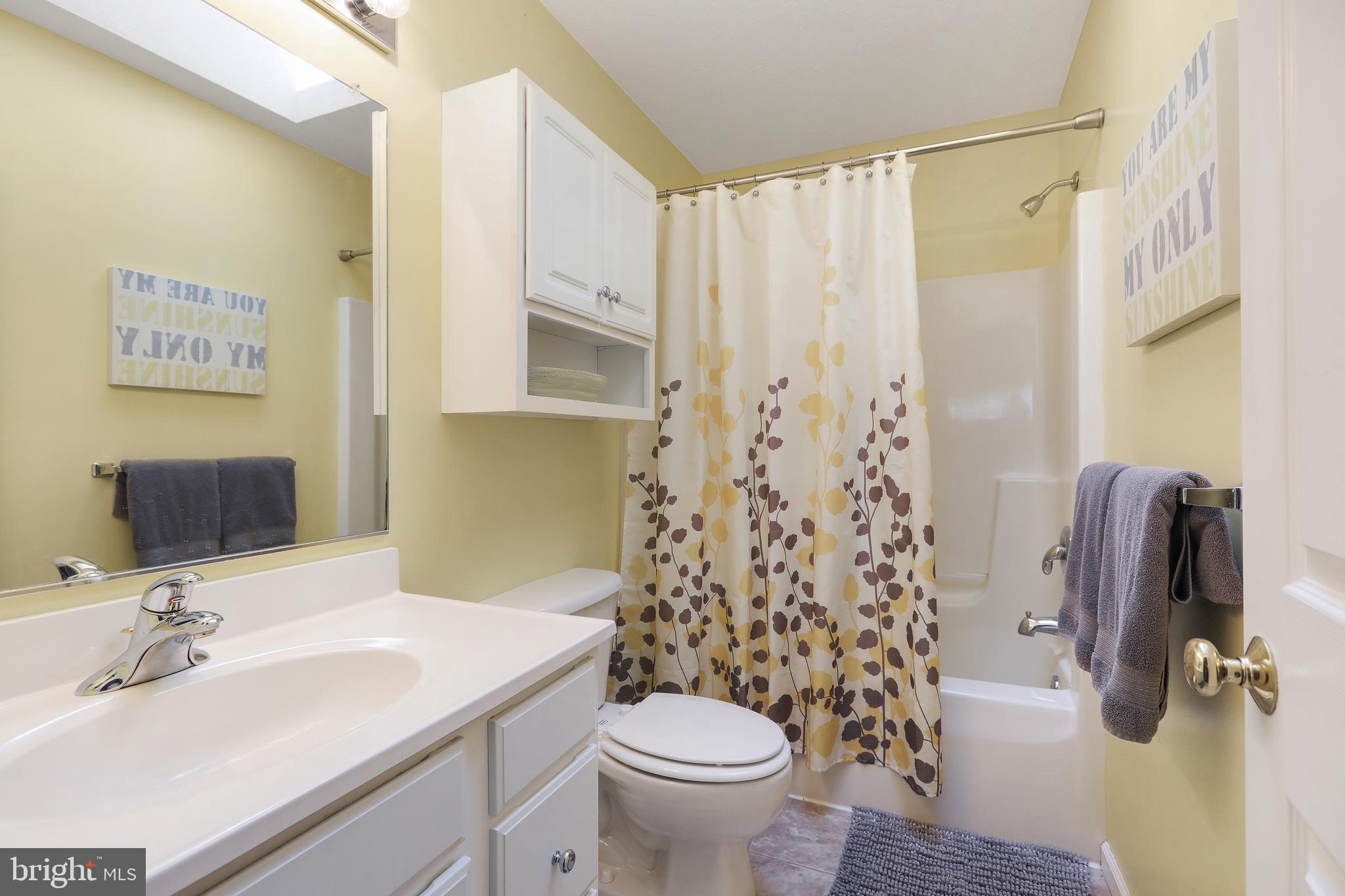 WINDOVER HILLS - Residential