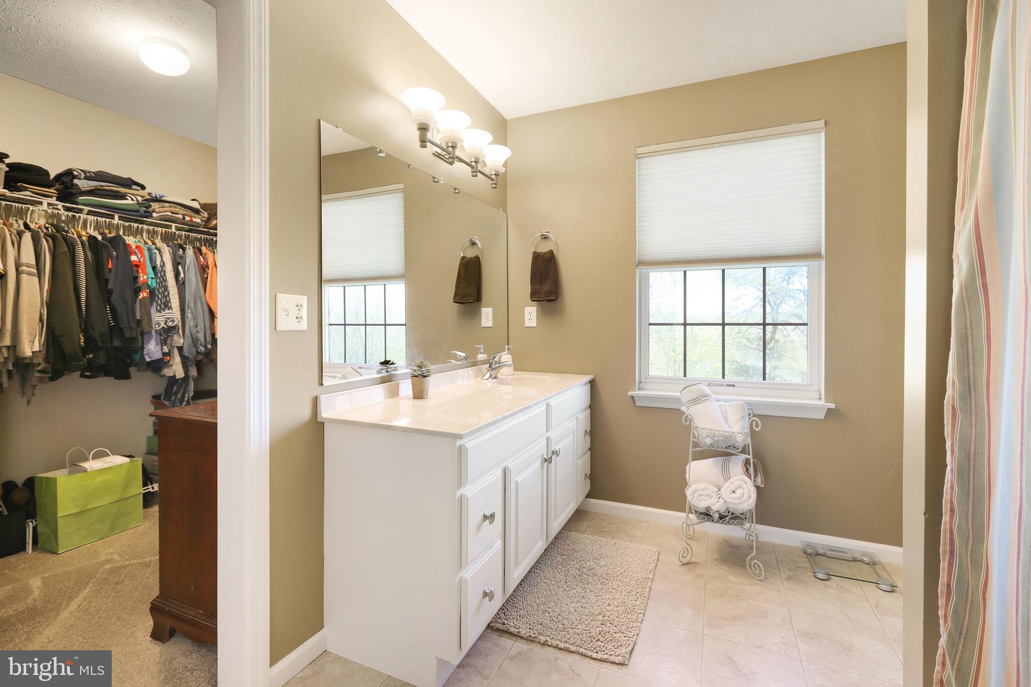 WINDOVER HILLS - Residential