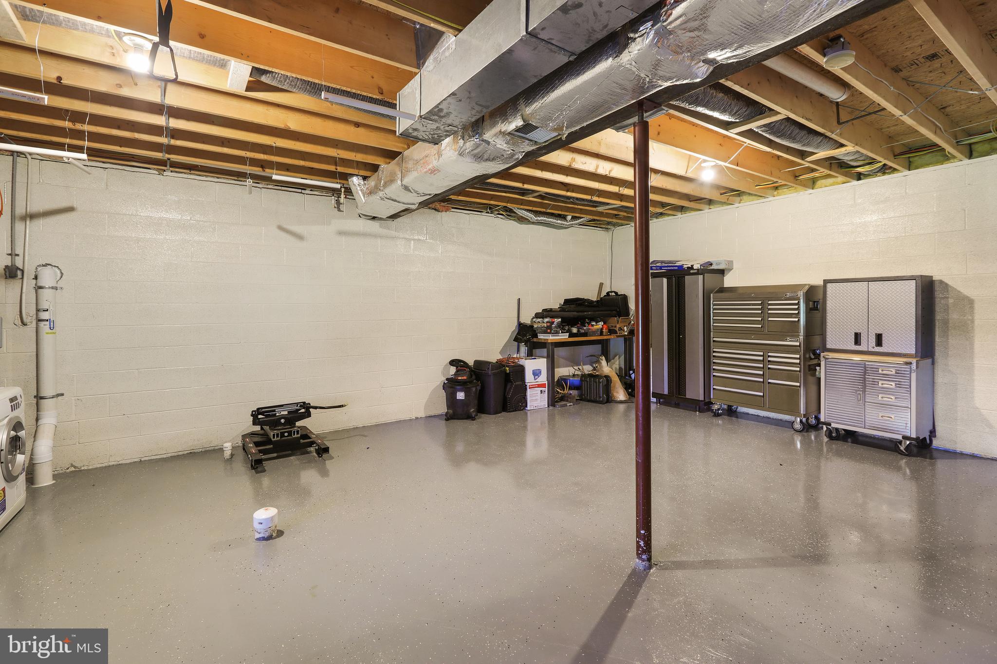 WINDOVER HILLS - Residential