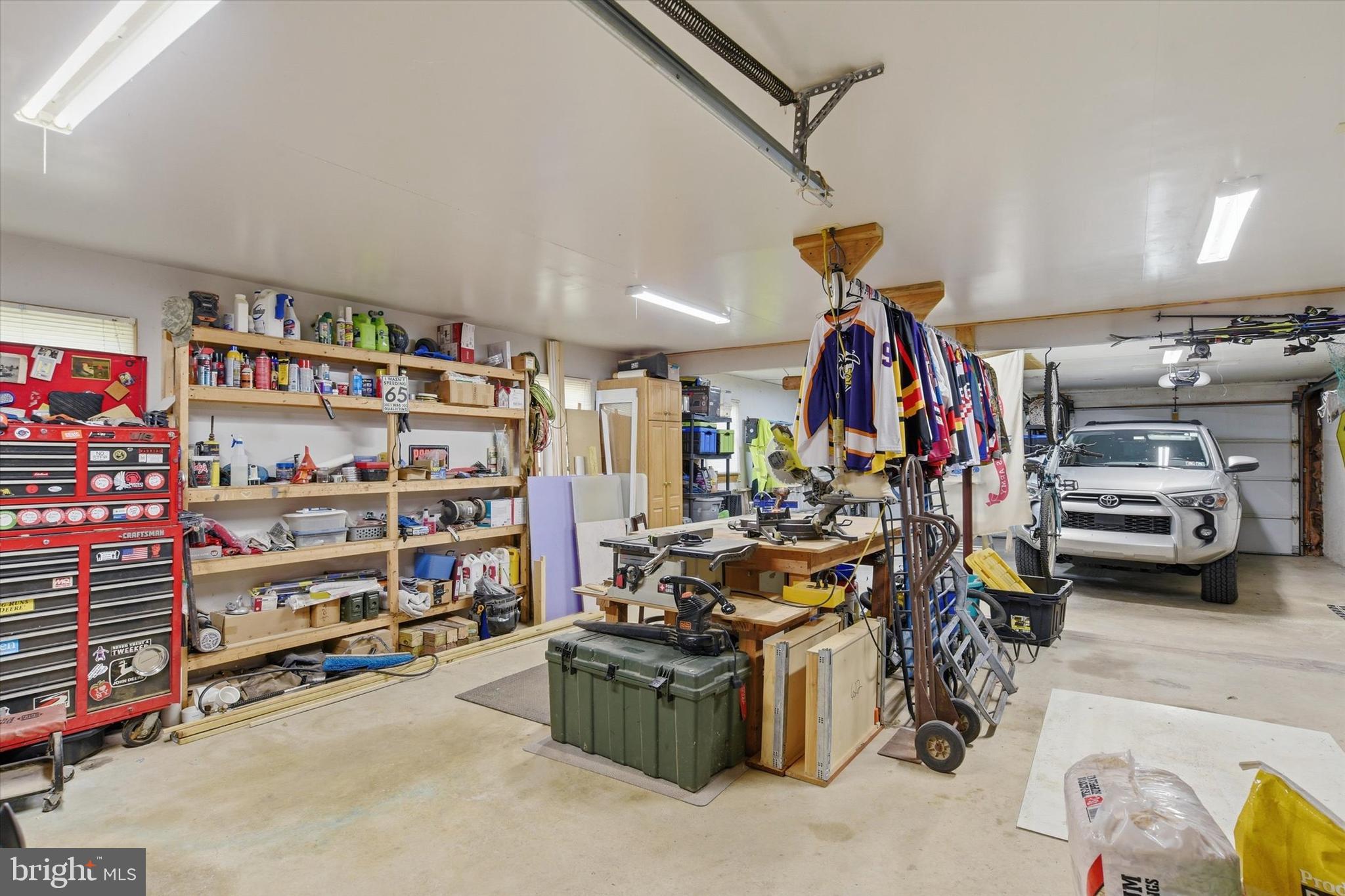 SHELLEYS RIVERVIEW - Residential