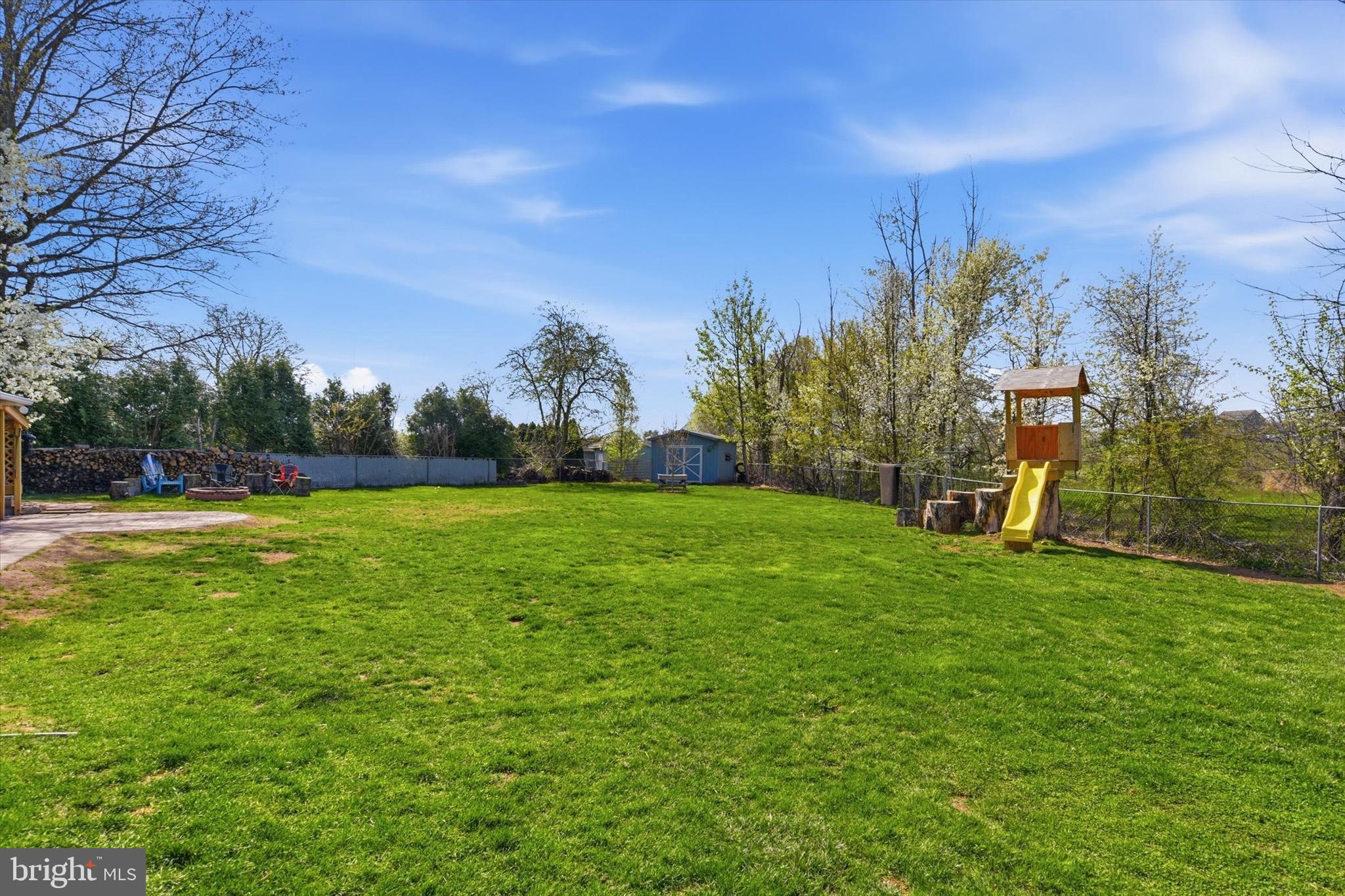 SHELLEYS RIVERVIEW - Residential