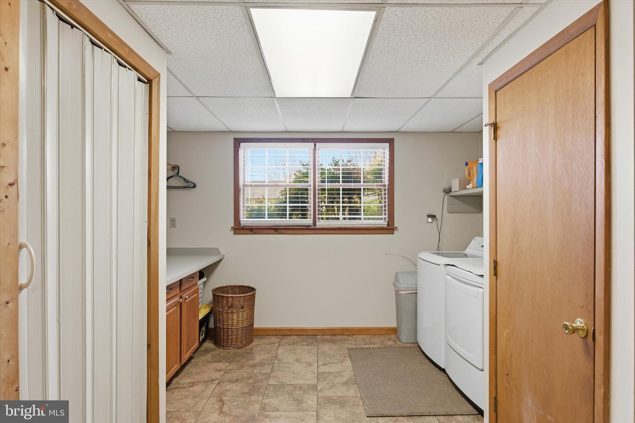 SHELLEYS RIVERVIEW - Residential