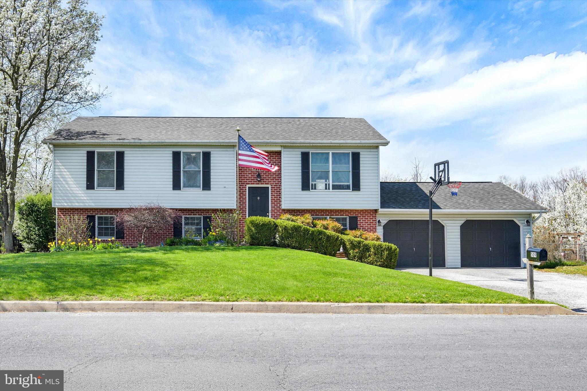 SHELLEYS RIVERVIEW - Residential