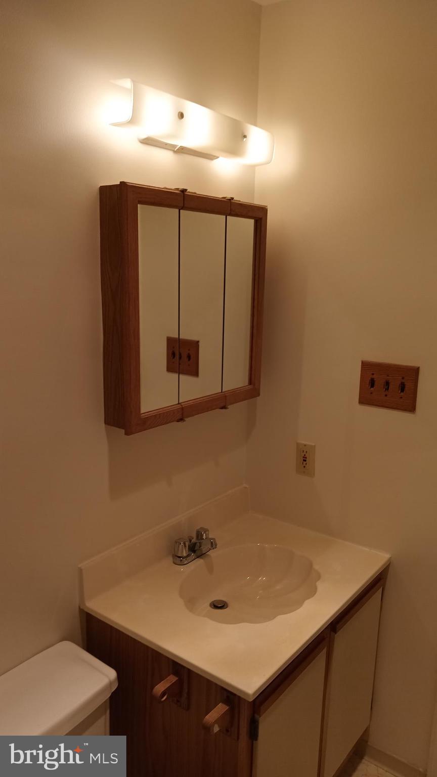 WHITPAIN HILLS - Residential Lease