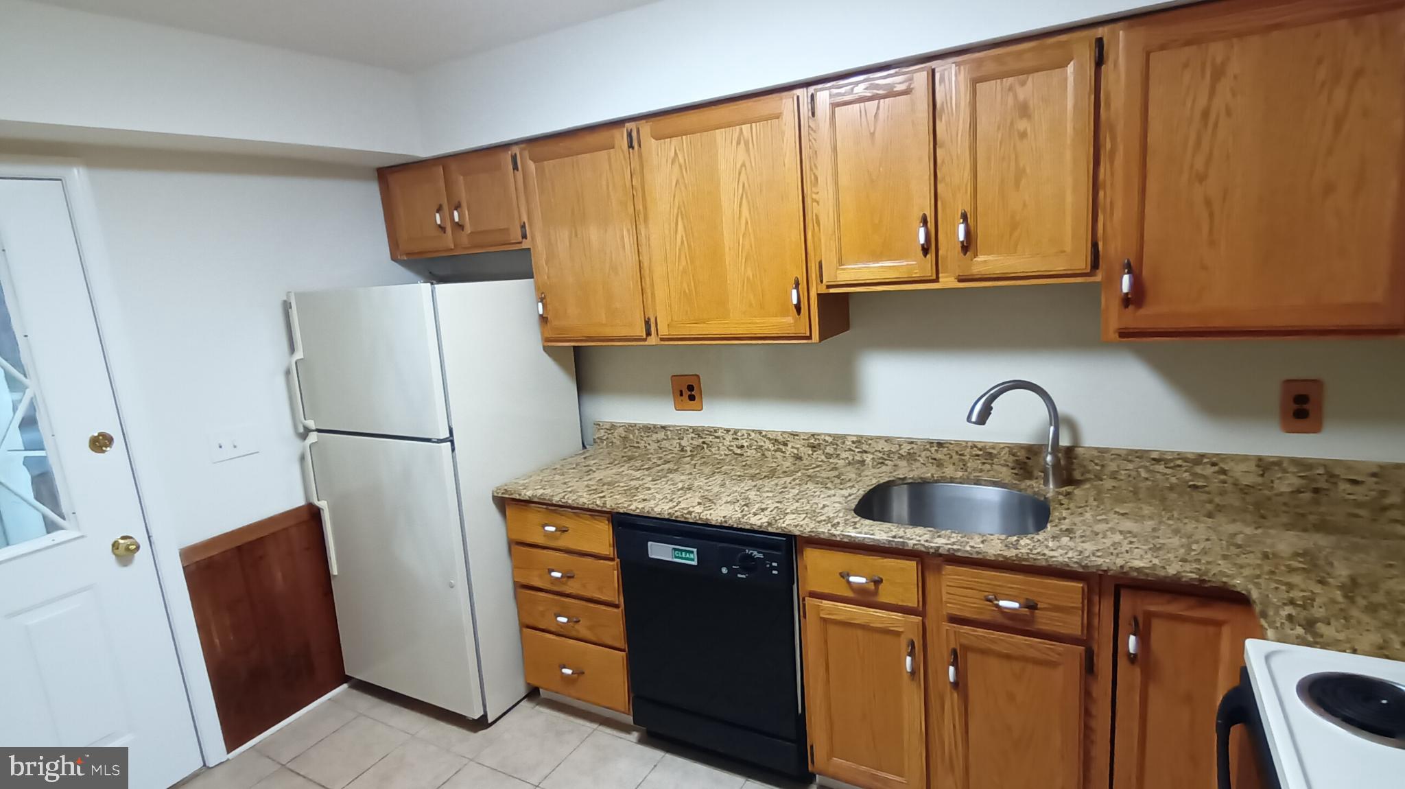 WHITPAIN HILLS - Residential Lease