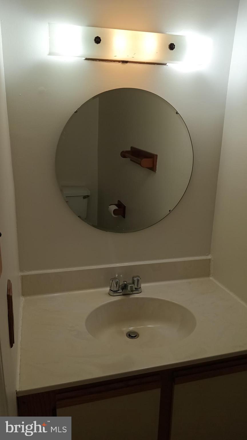 WHITPAIN HILLS - Residential Lease