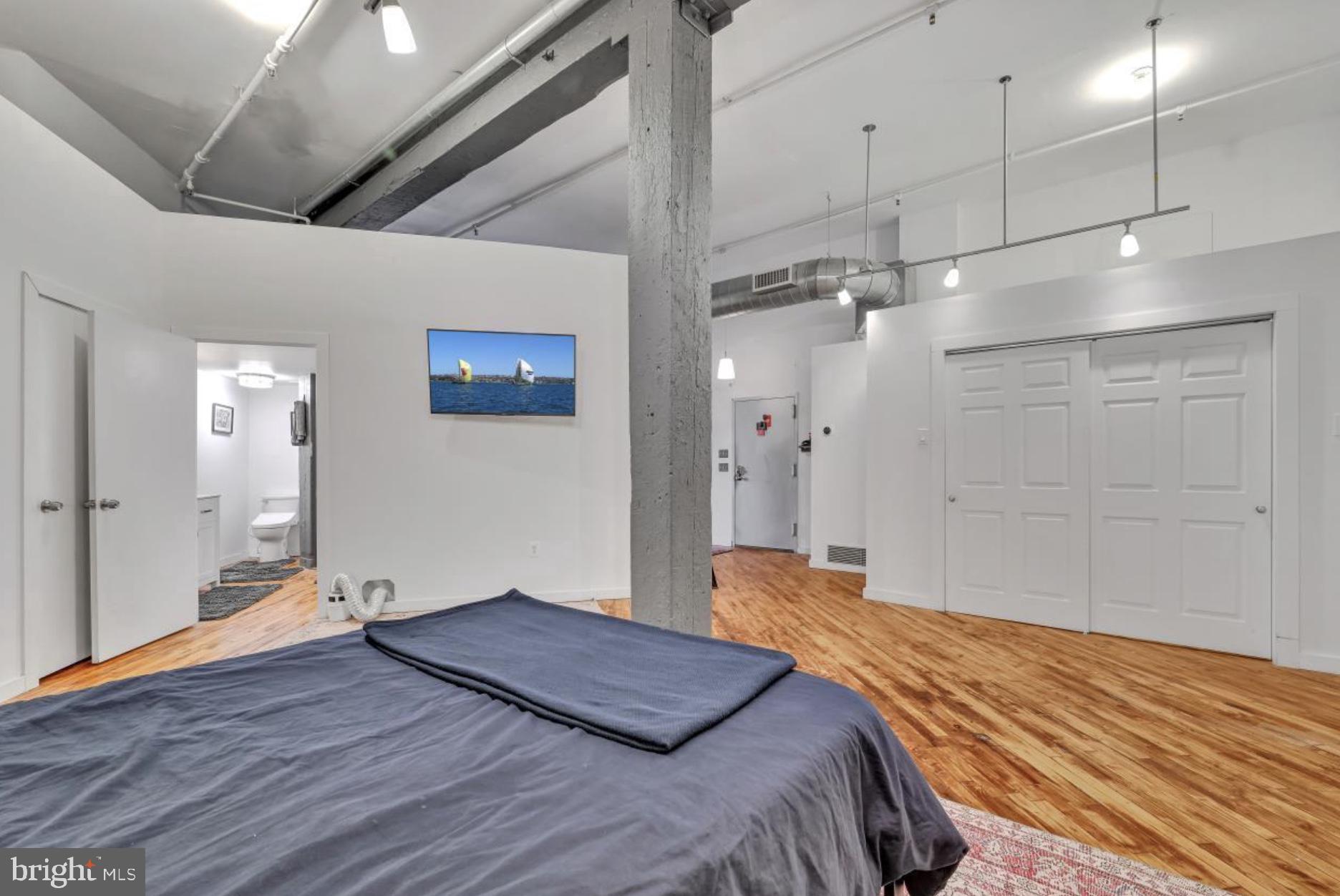 CALLOWHILL - Residential