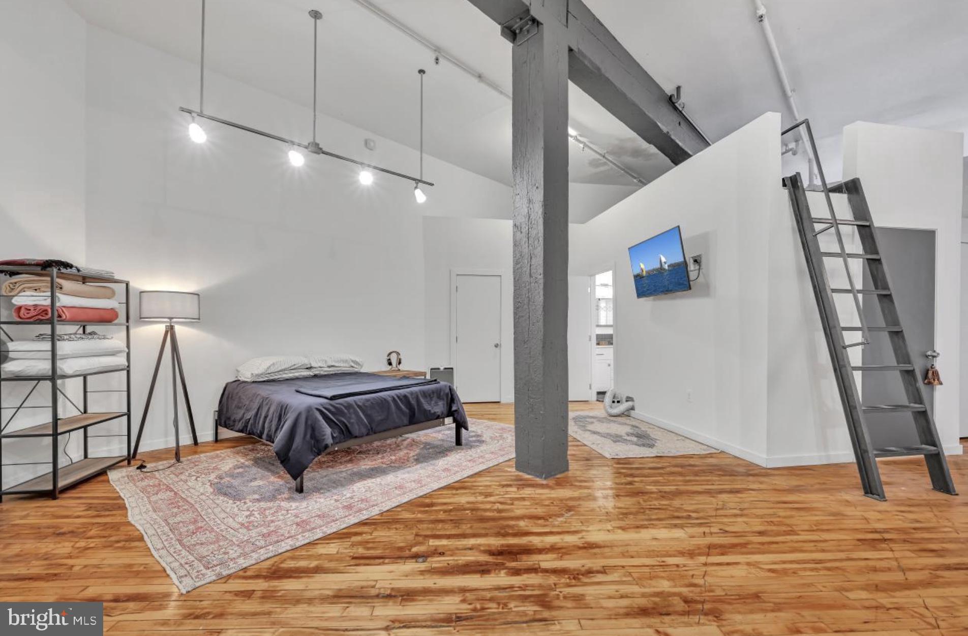 CALLOWHILL - Residential