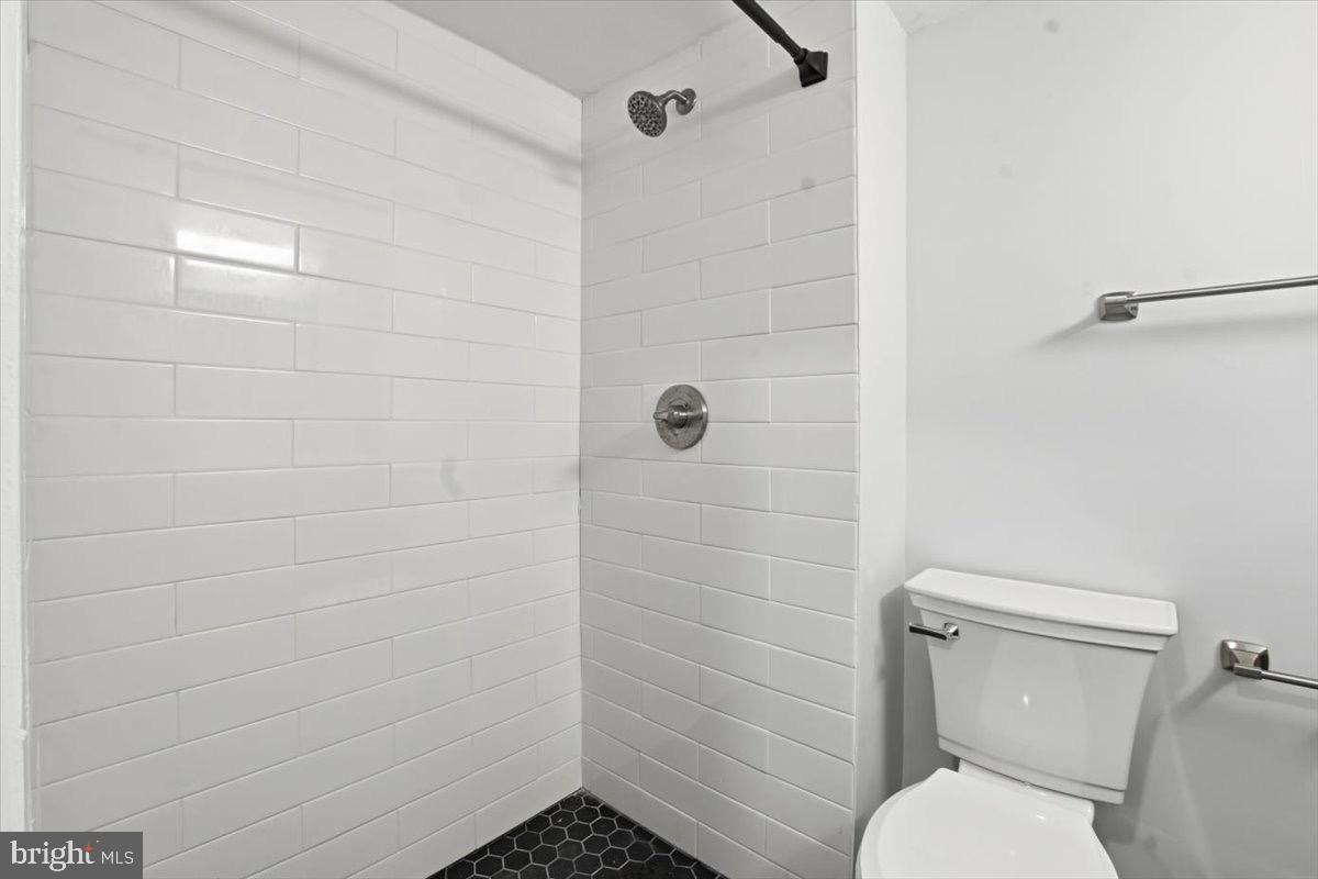 HAWTHORNE VILLAGE - Residential