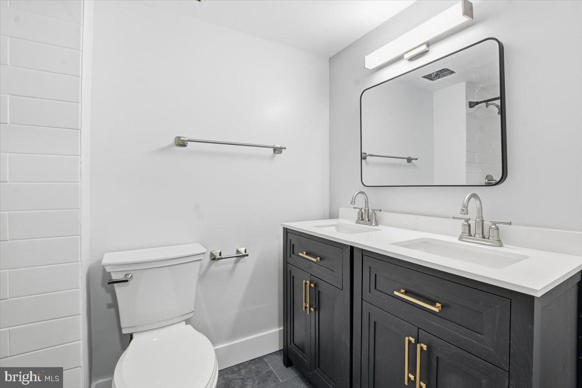 HAWTHORNE VILLAGE - Residential