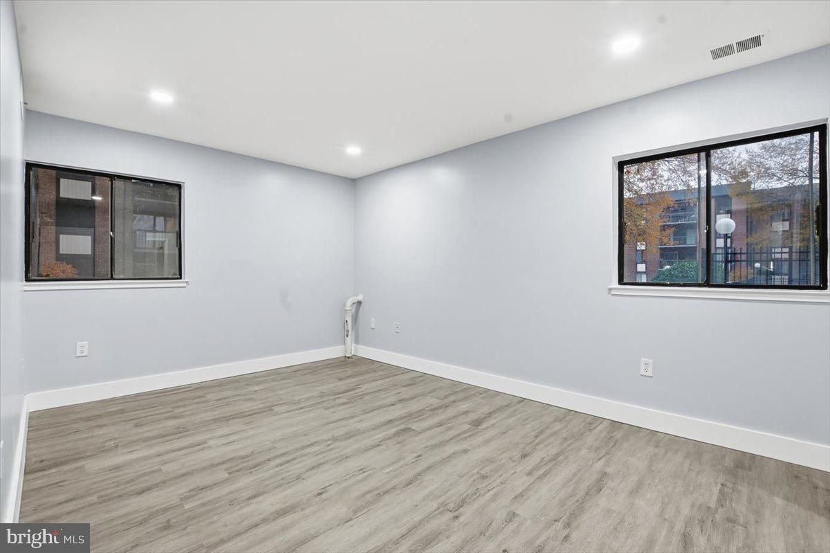 HAWTHORNE VILLAGE - Residential