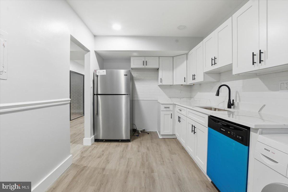 HAWTHORNE VILLAGE - Residential