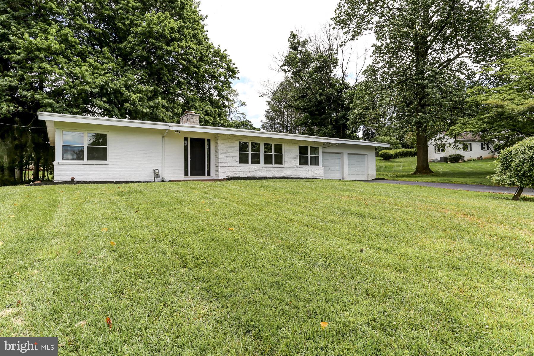 131 COUNTRY CLUB ROAD