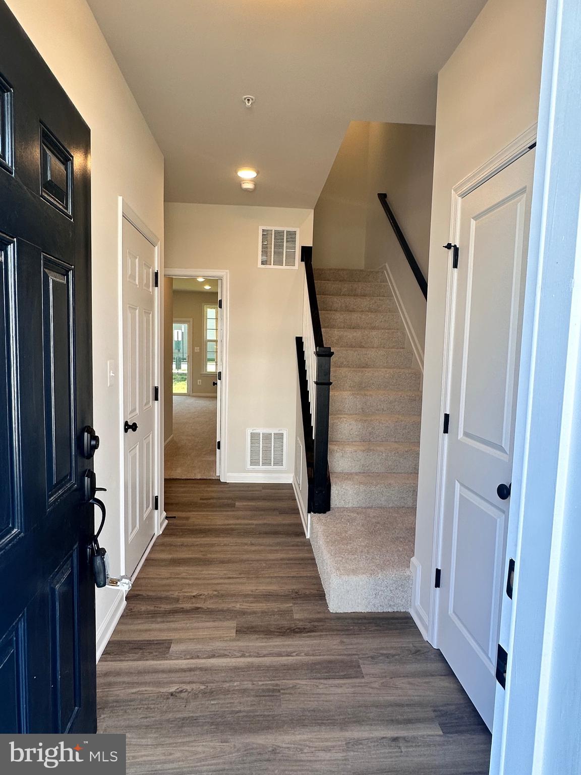 SPRING BANK - Residential Lease