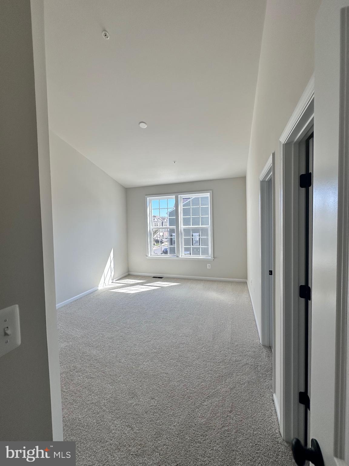 SPRING BANK - Residential Lease