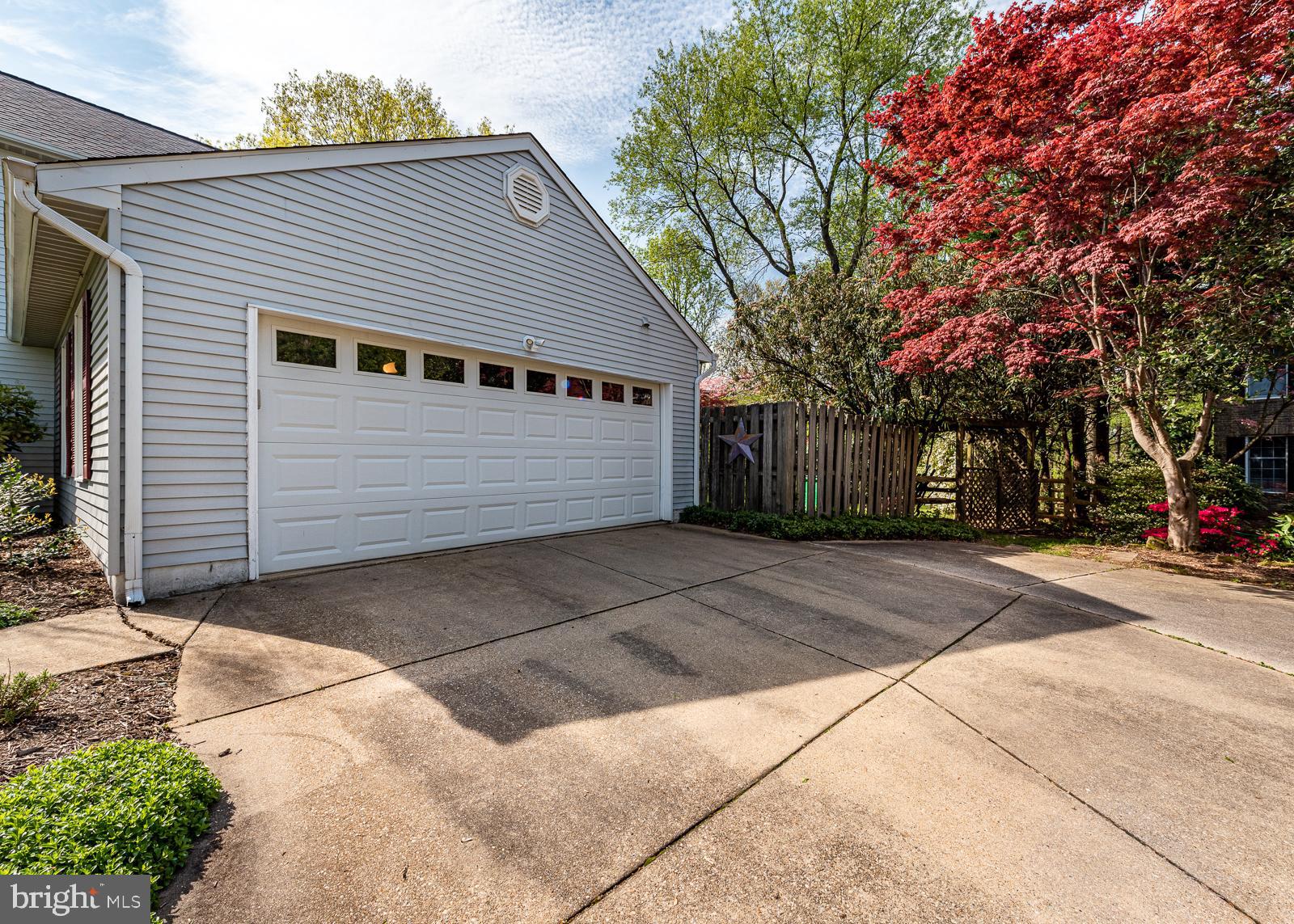 VILLAGE OF HICKORY RIDGE - Residential