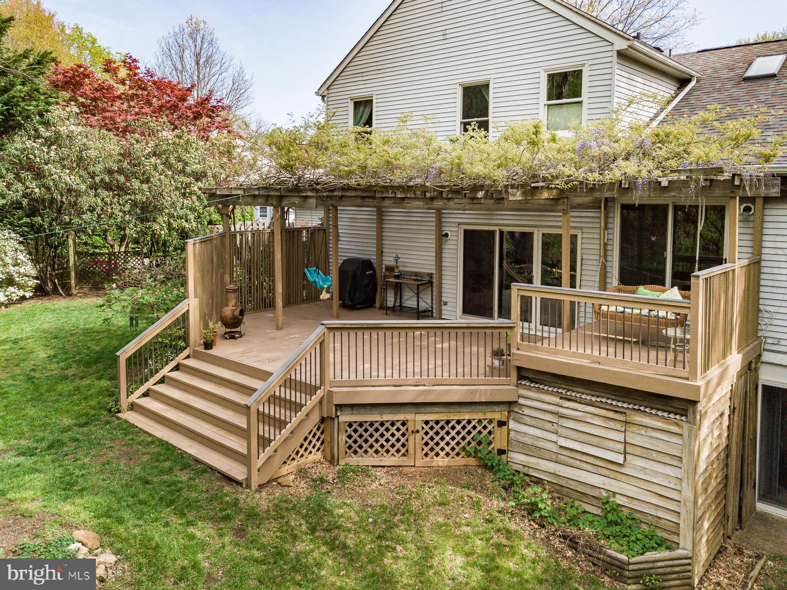 VILLAGE OF HICKORY RIDGE - Residential