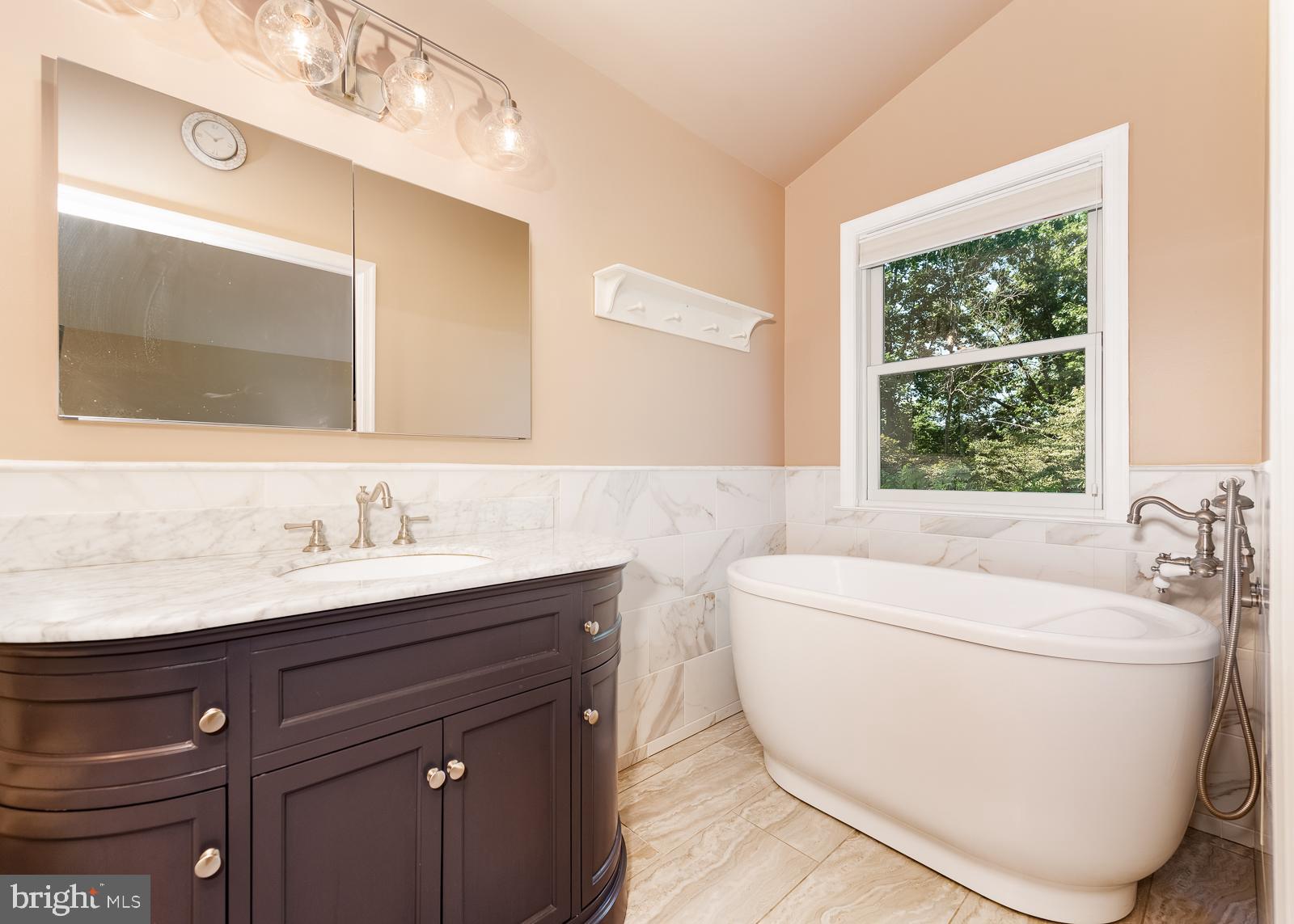 VILLAGE OF HICKORY RIDGE - Residential