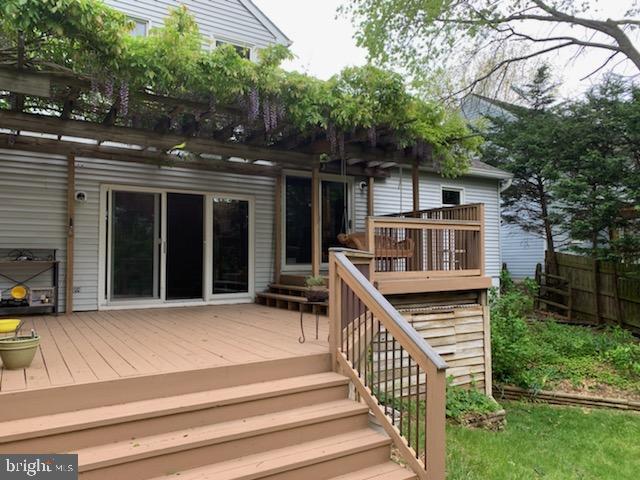 VILLAGE OF HICKORY RIDGE - Residential