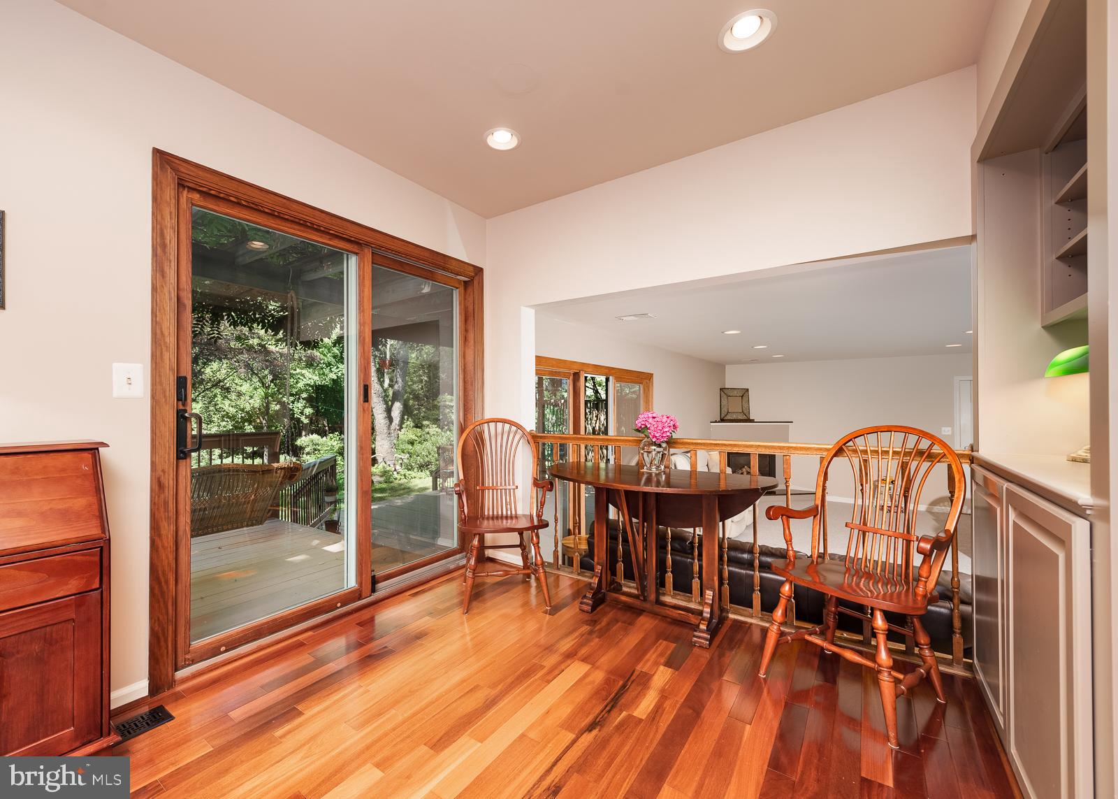 VILLAGE OF HICKORY RIDGE - Residential