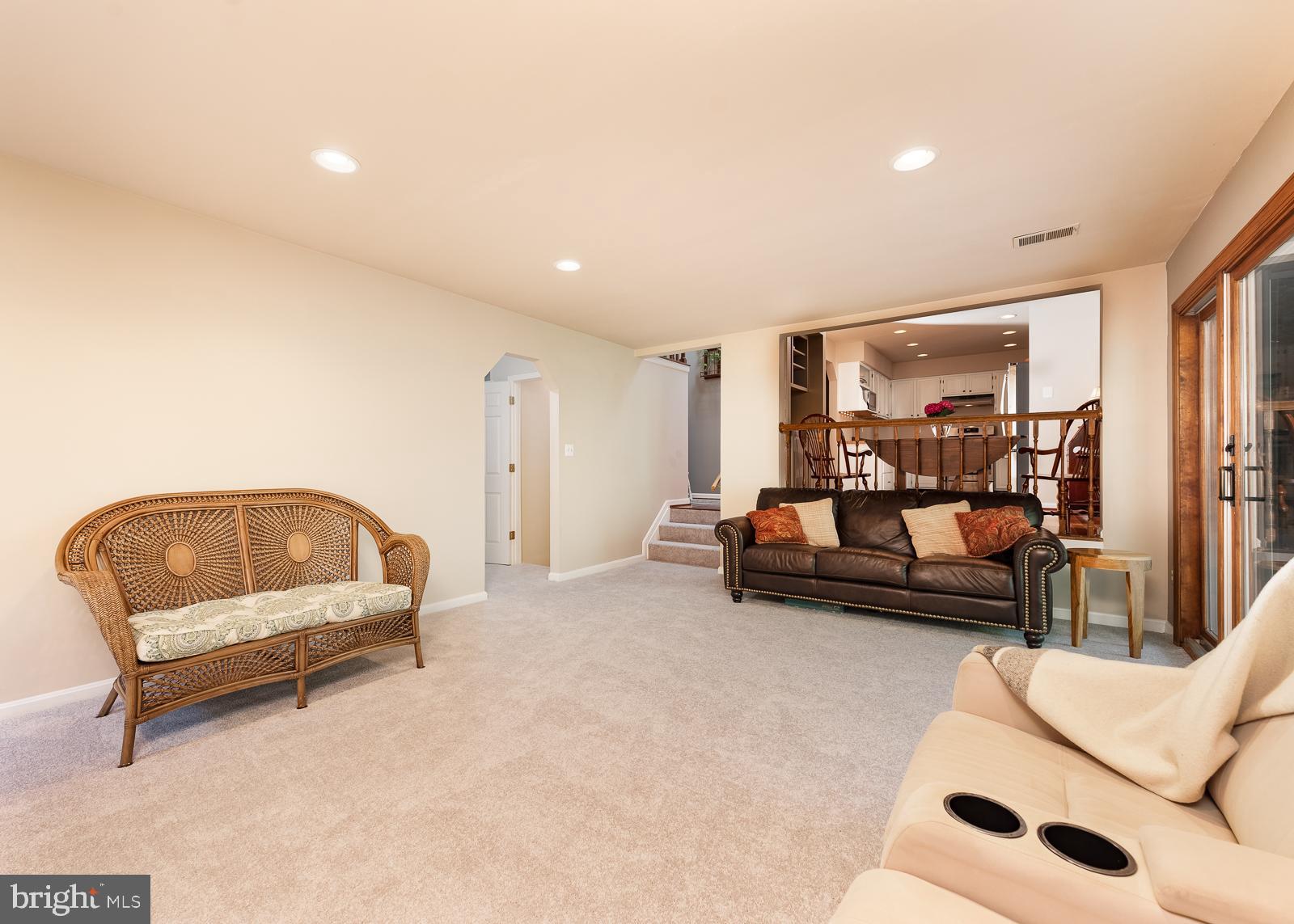 VILLAGE OF HICKORY RIDGE - Residential