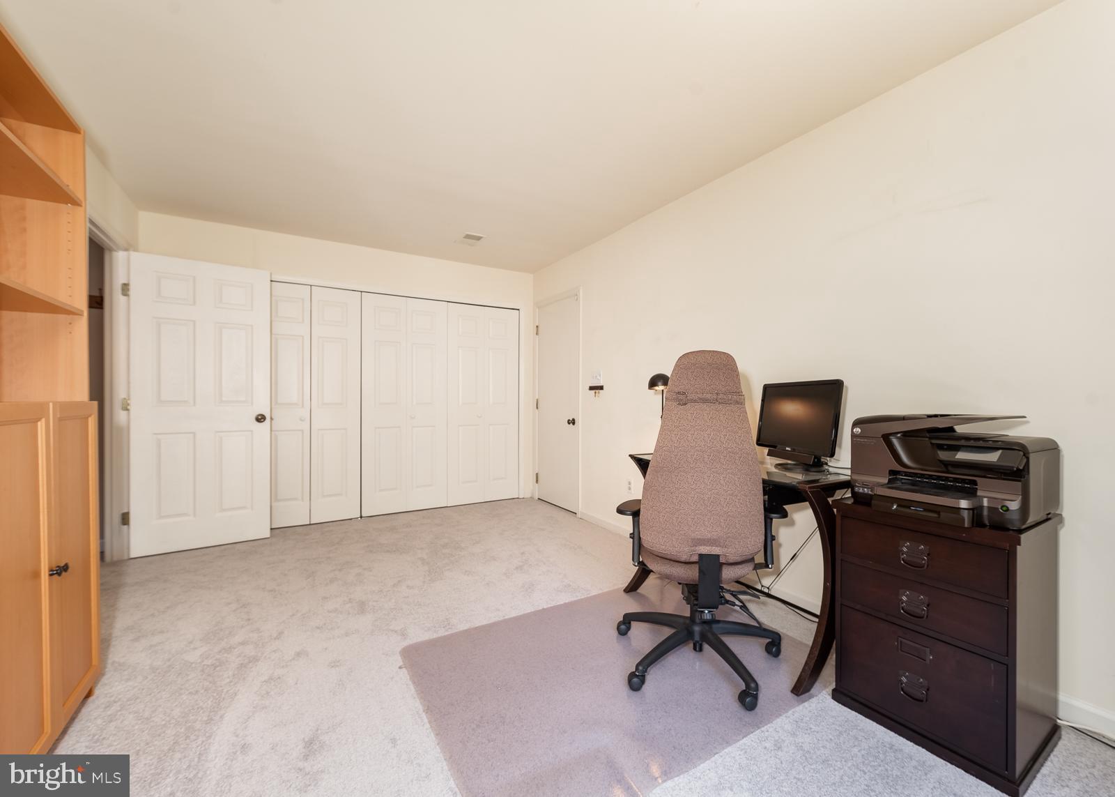 VILLAGE OF HICKORY RIDGE - Residential