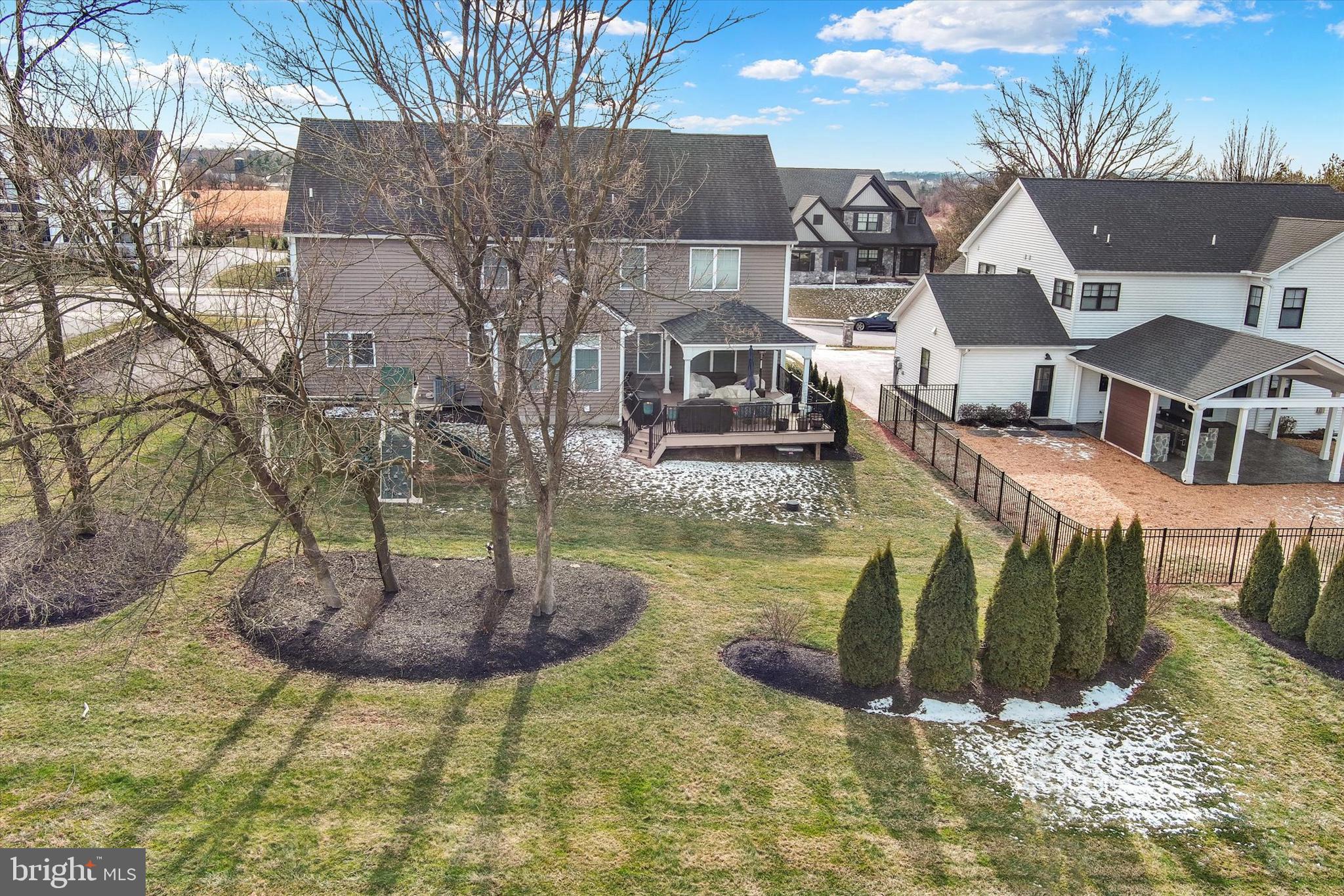 HEPPLEWHITE ESTATES - Residential