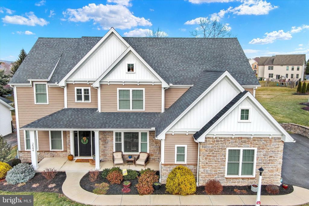 Photo of 2584 Hepplewhite Drive, YORK, PA 17404 (MLS # PAYK2096324)