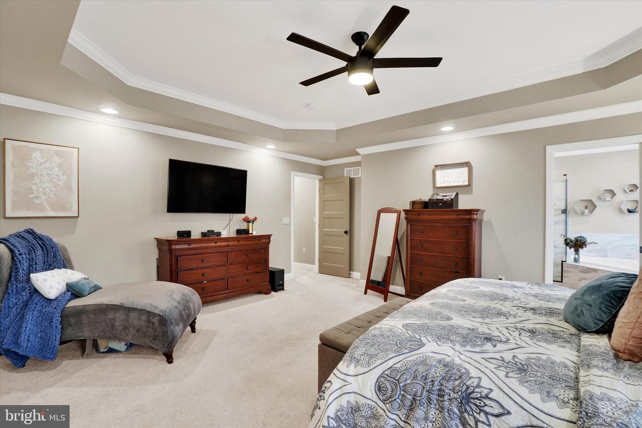 HEPPLEWHITE ESTATES - Residential