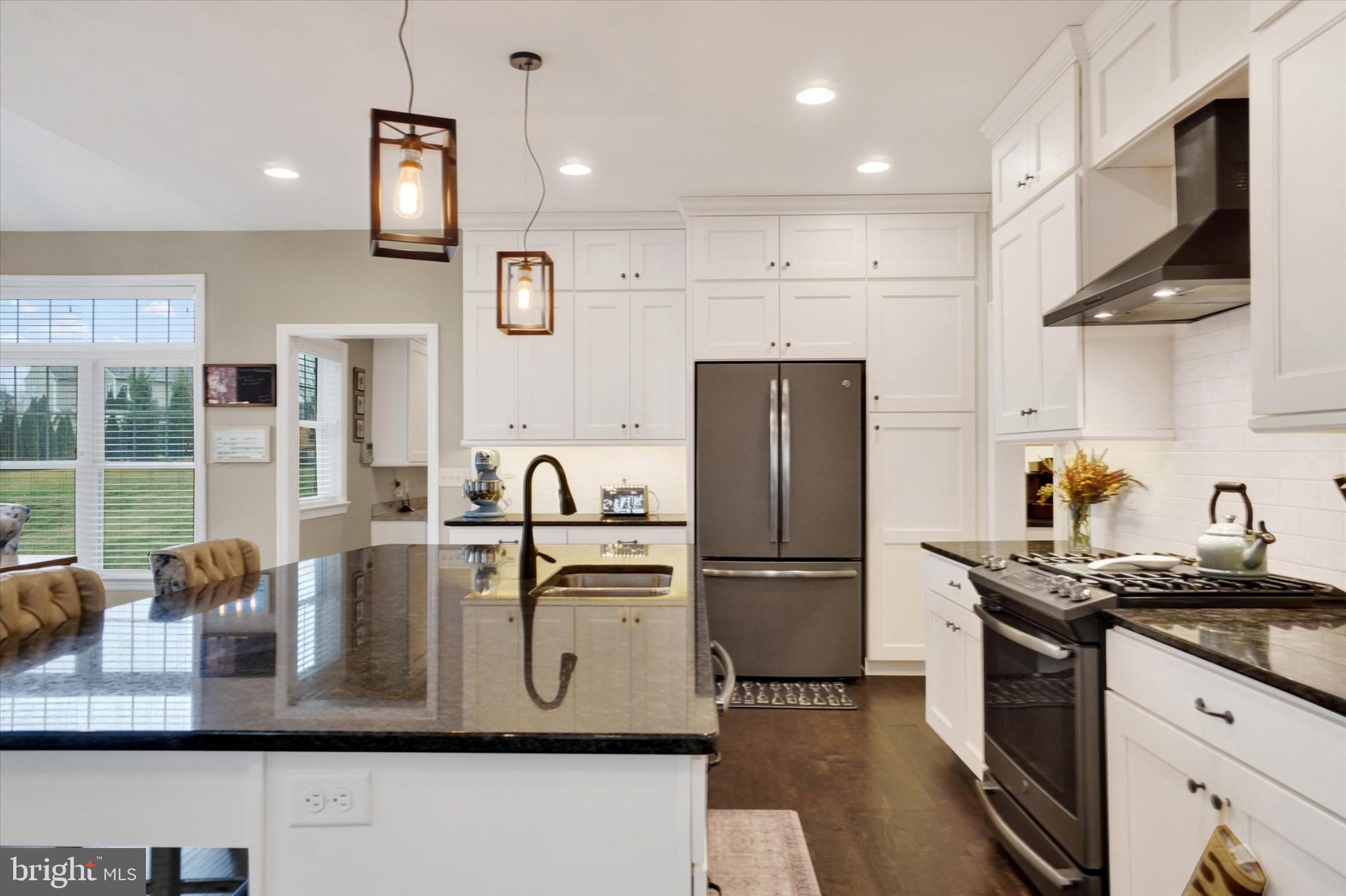 HEPPLEWHITE ESTATES - Residential