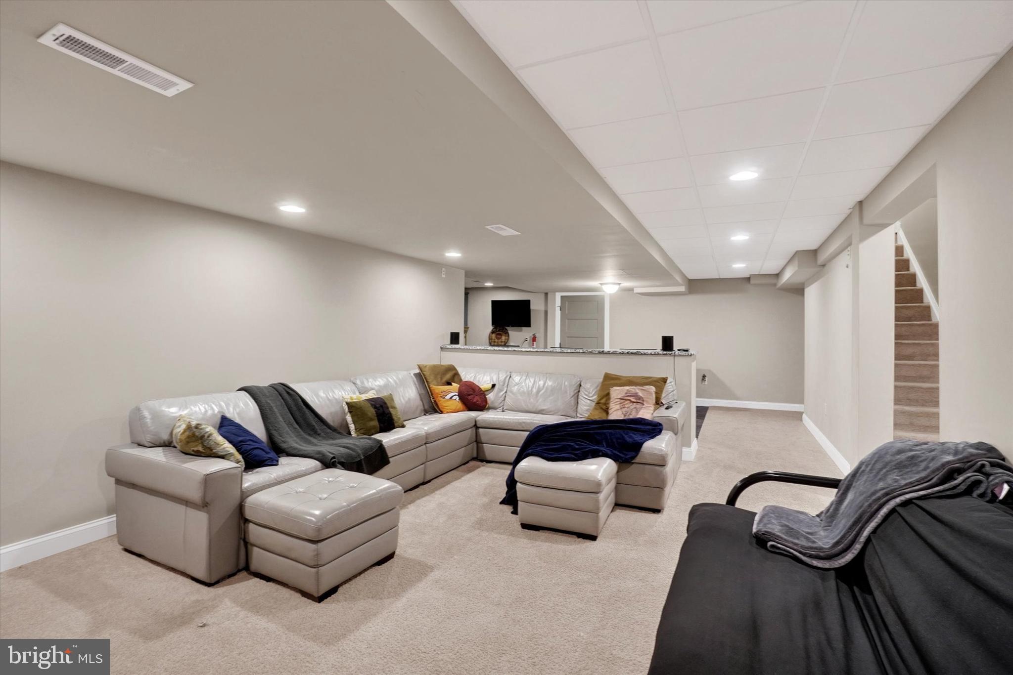 HEPPLEWHITE ESTATES - Residential