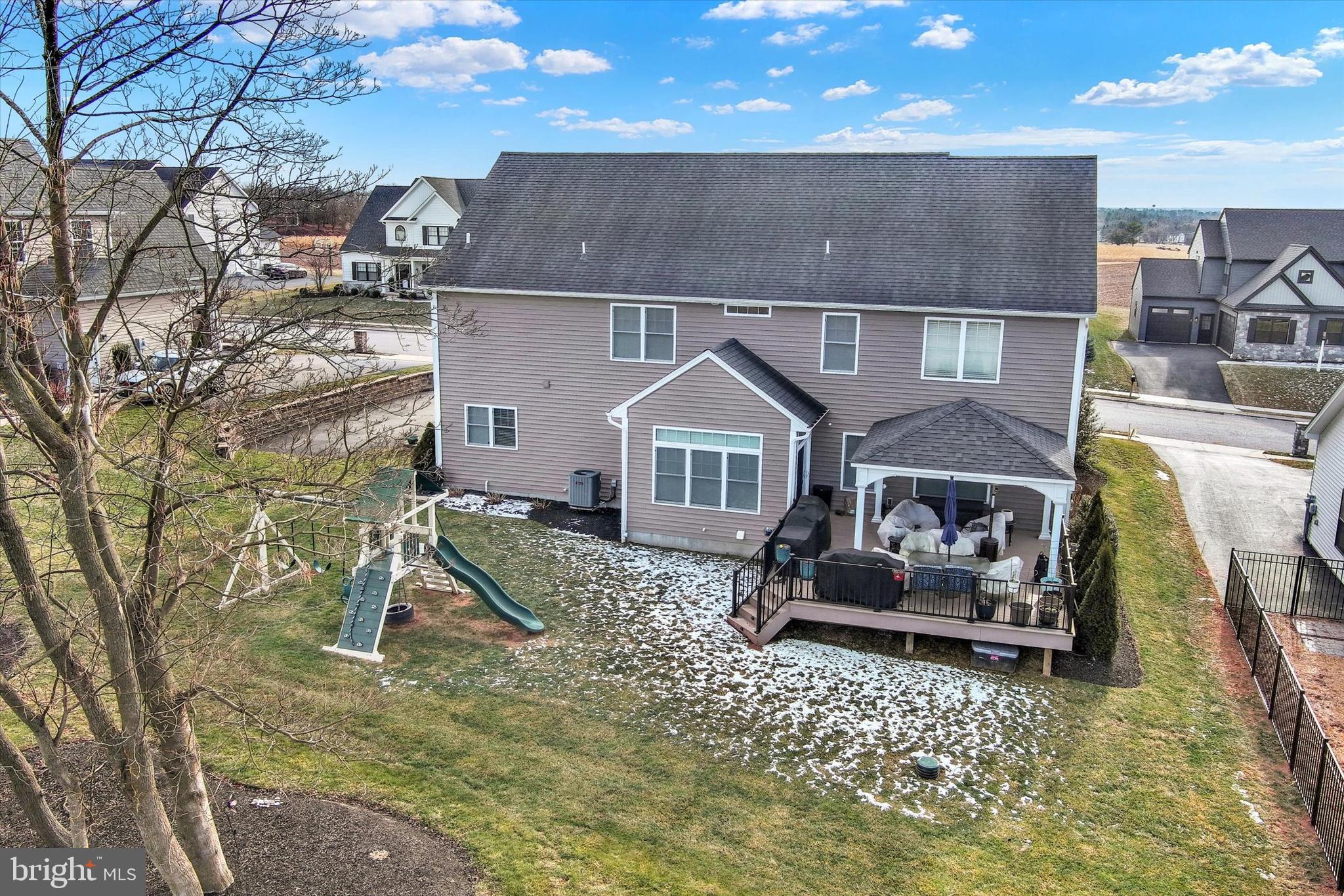 HEPPLEWHITE ESTATES - Residential