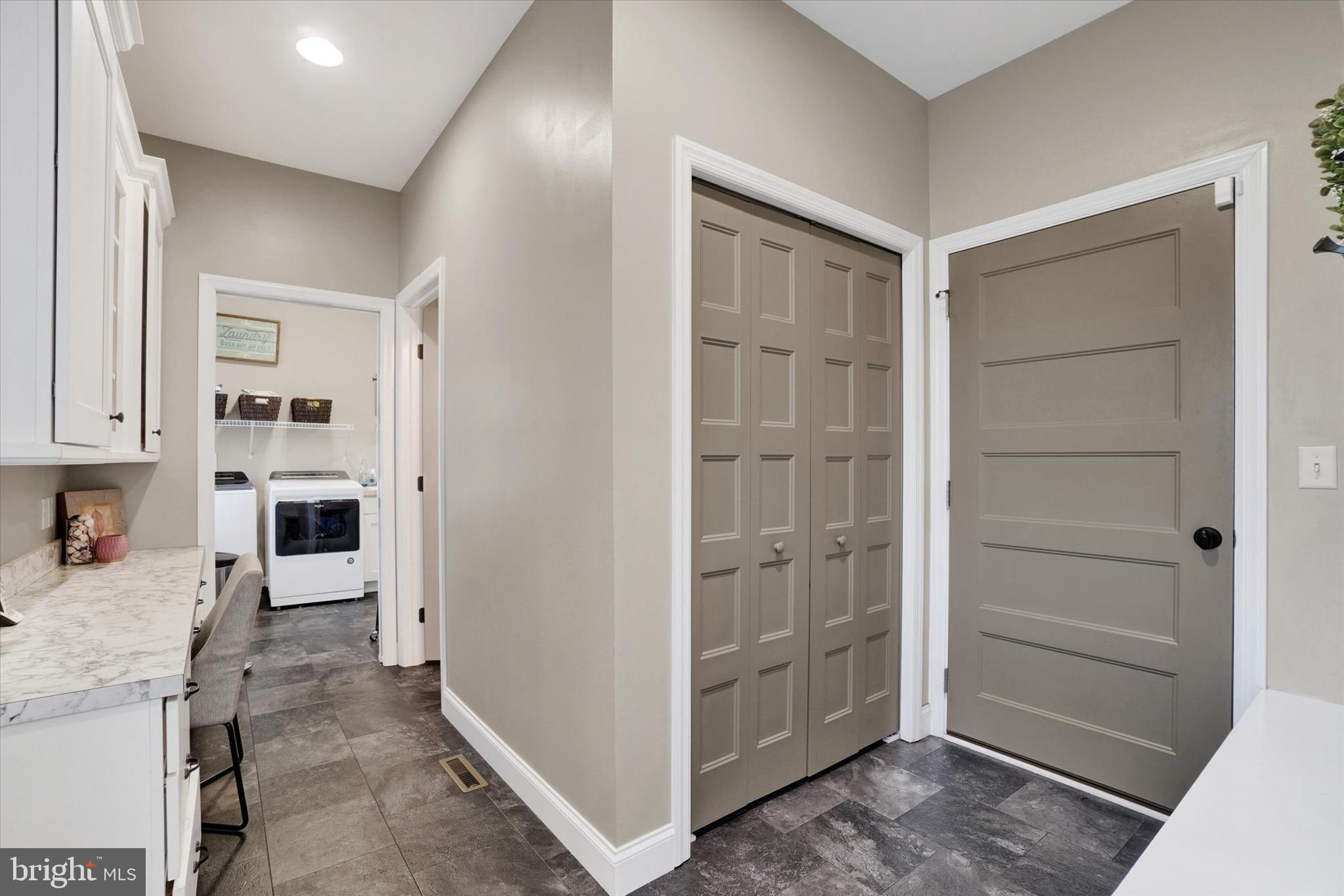 HEPPLEWHITE ESTATES - Residential