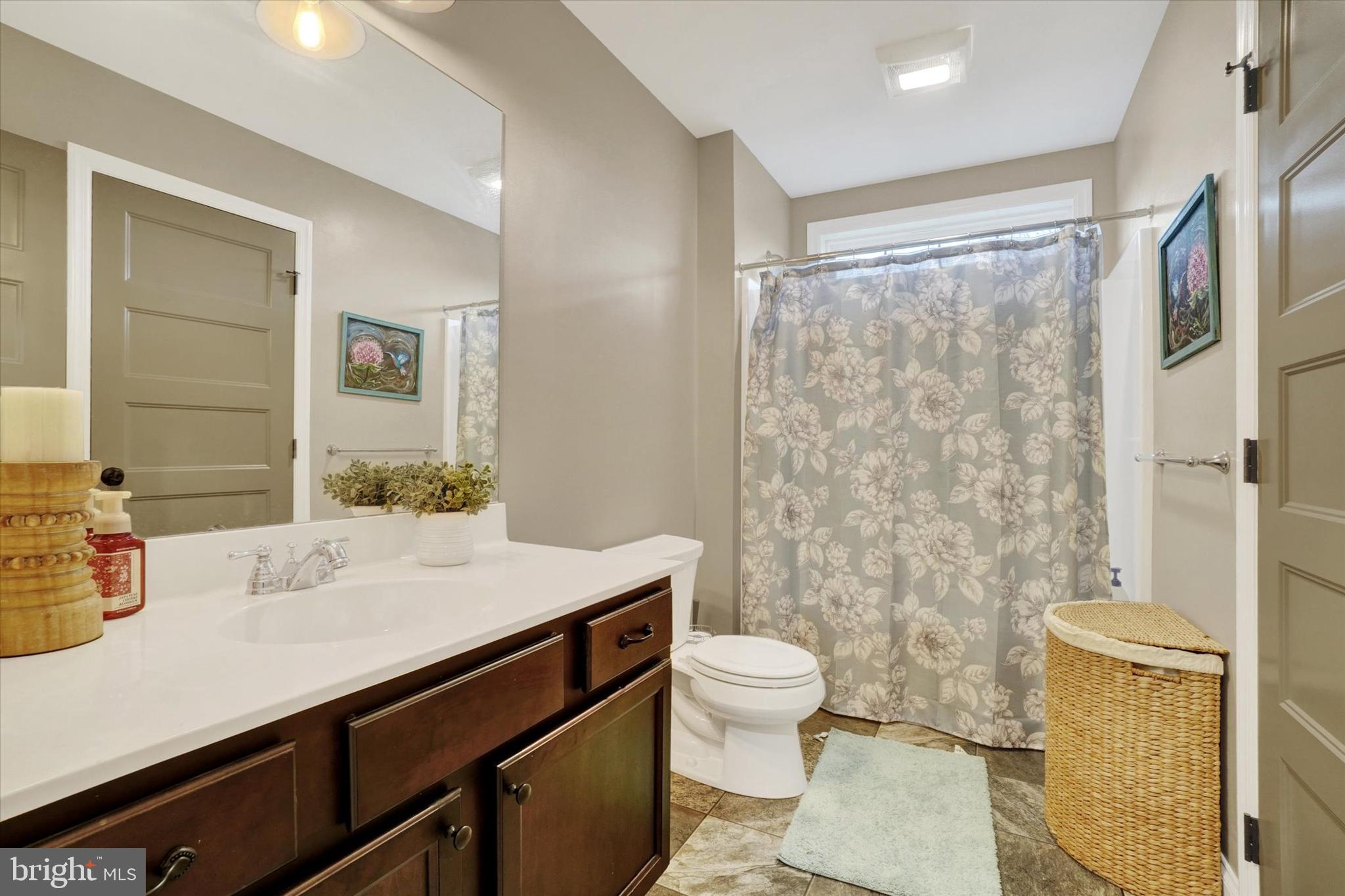 HEPPLEWHITE ESTATES - Residential