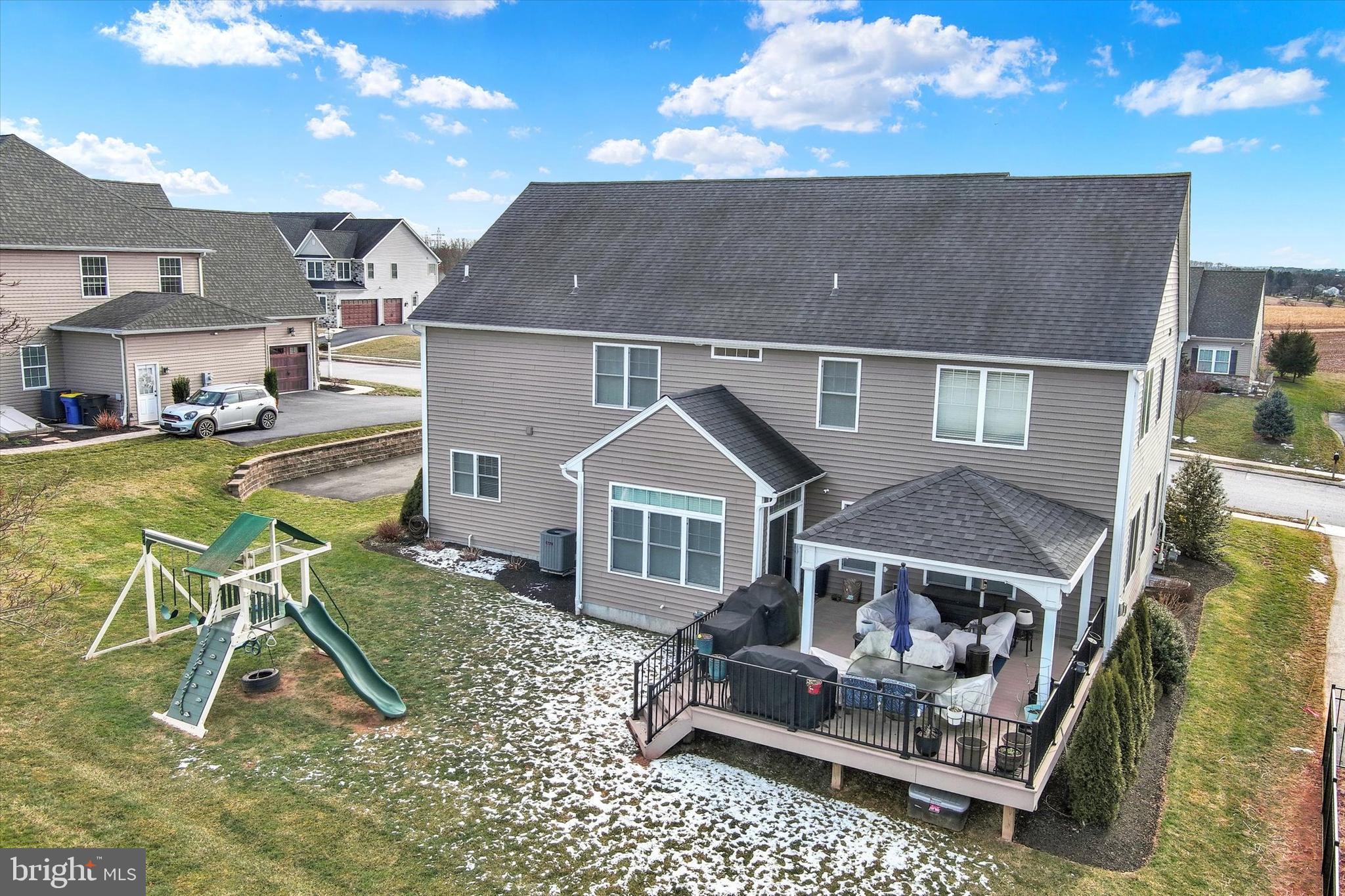 HEPPLEWHITE ESTATES - Residential