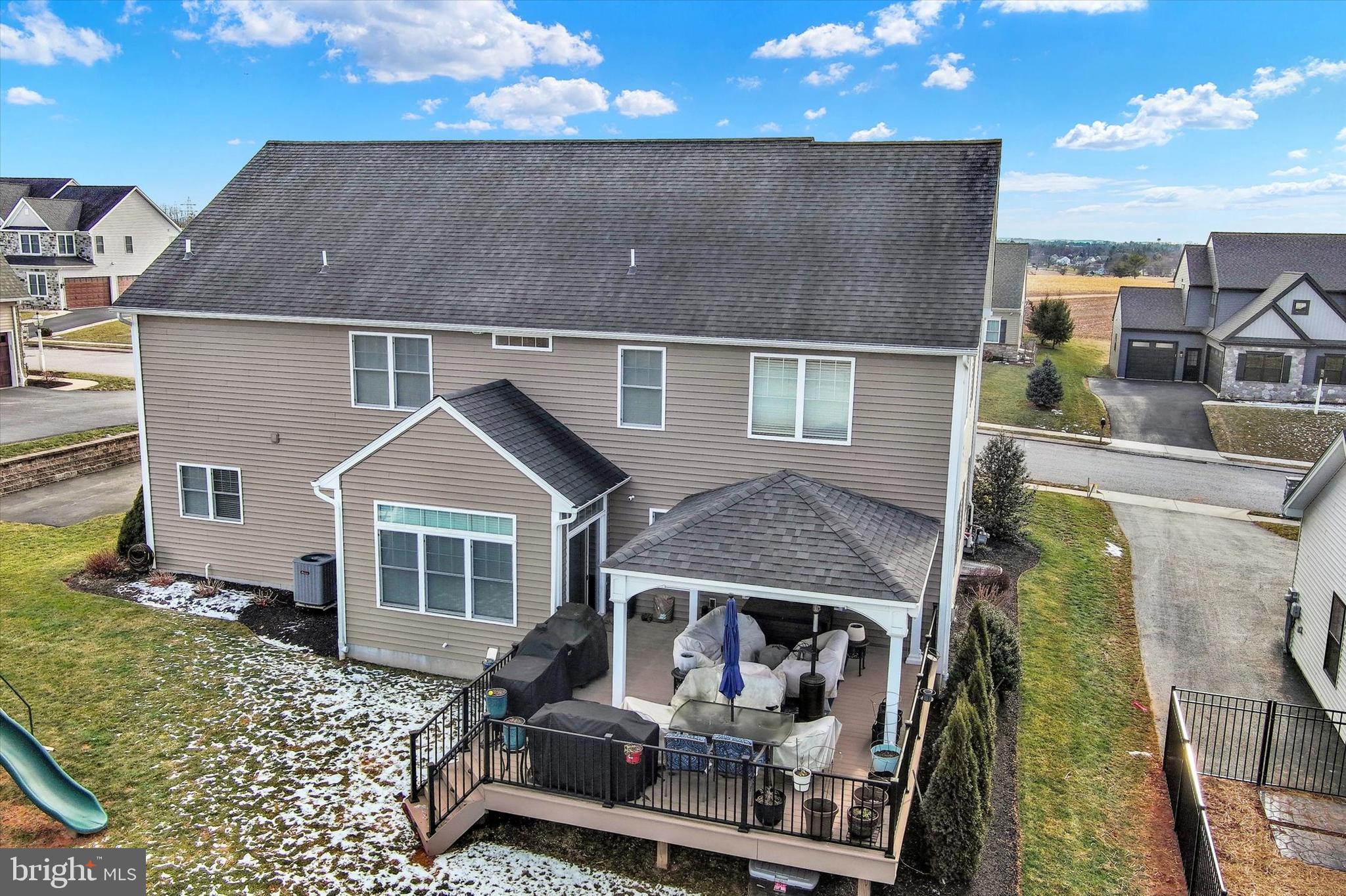 HEPPLEWHITE ESTATES - Residential