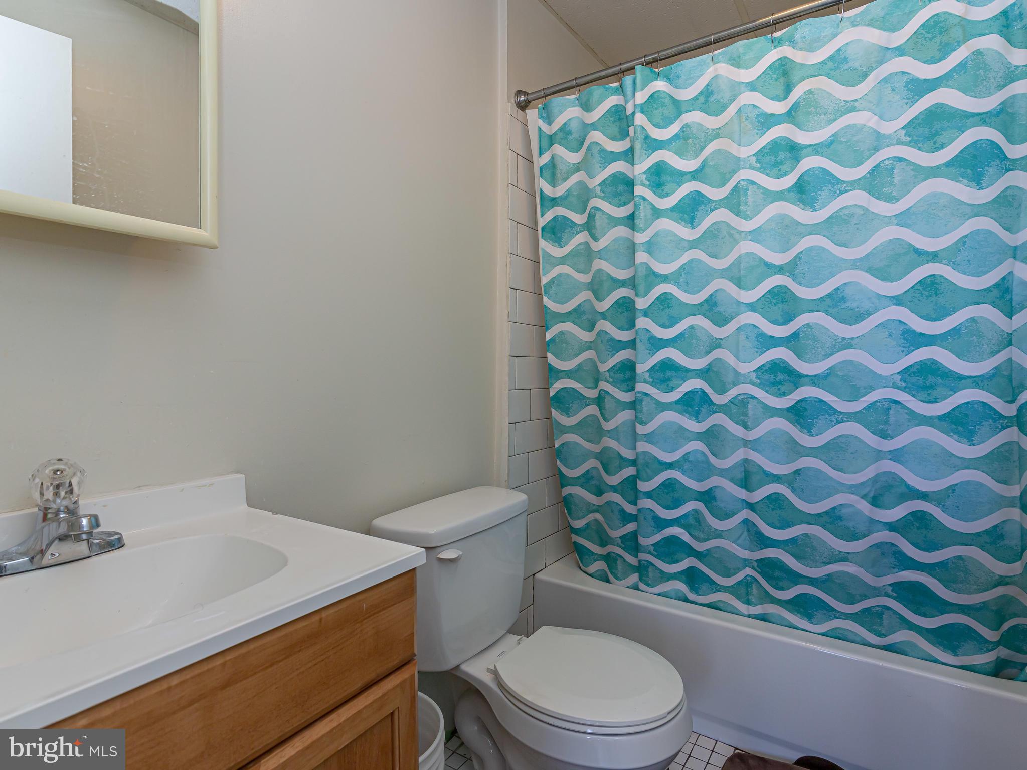 OVERBROOK - Commercial Sale