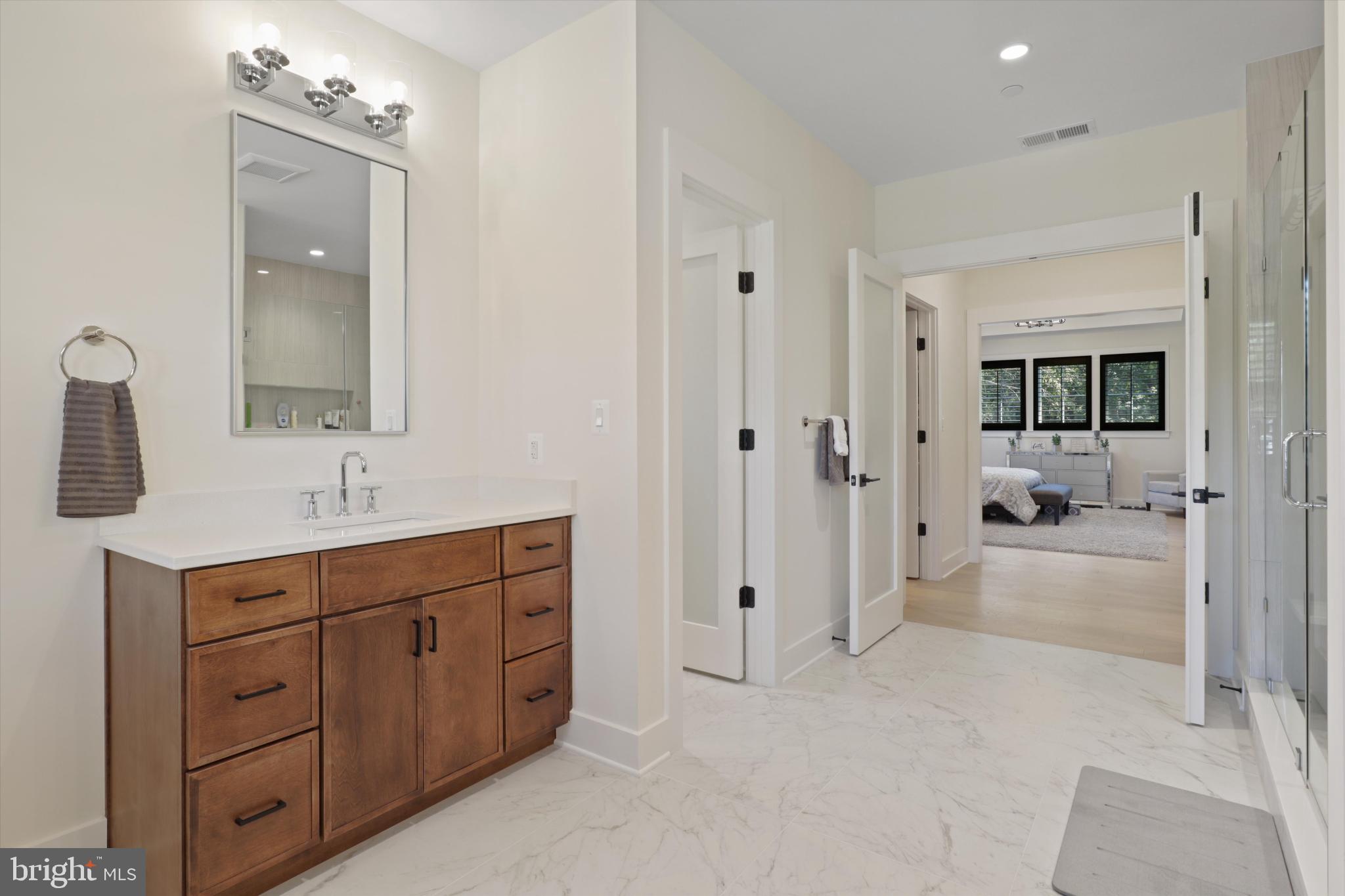 GLEN HILLS - Residential