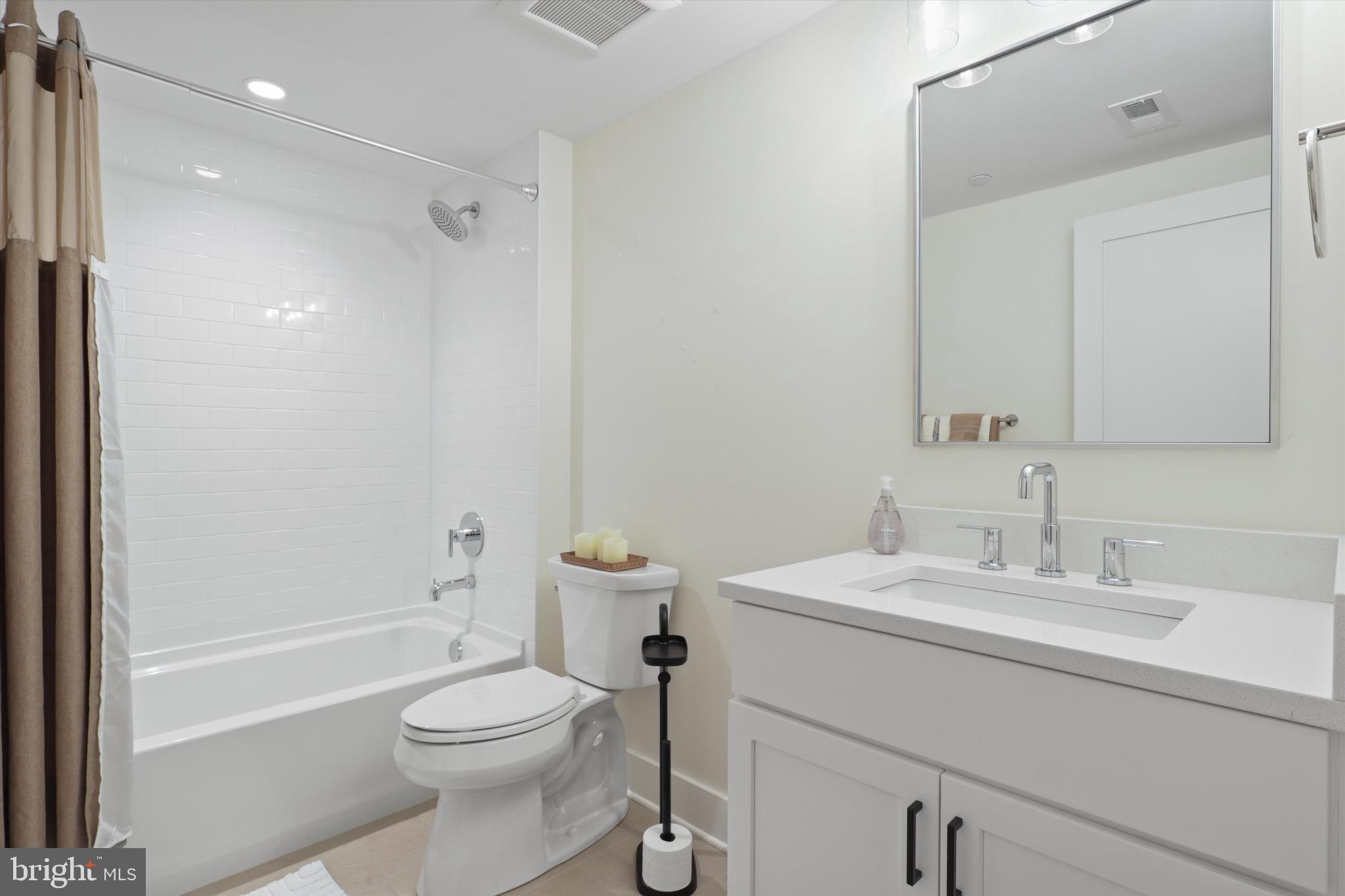 GLEN HILLS - Residential