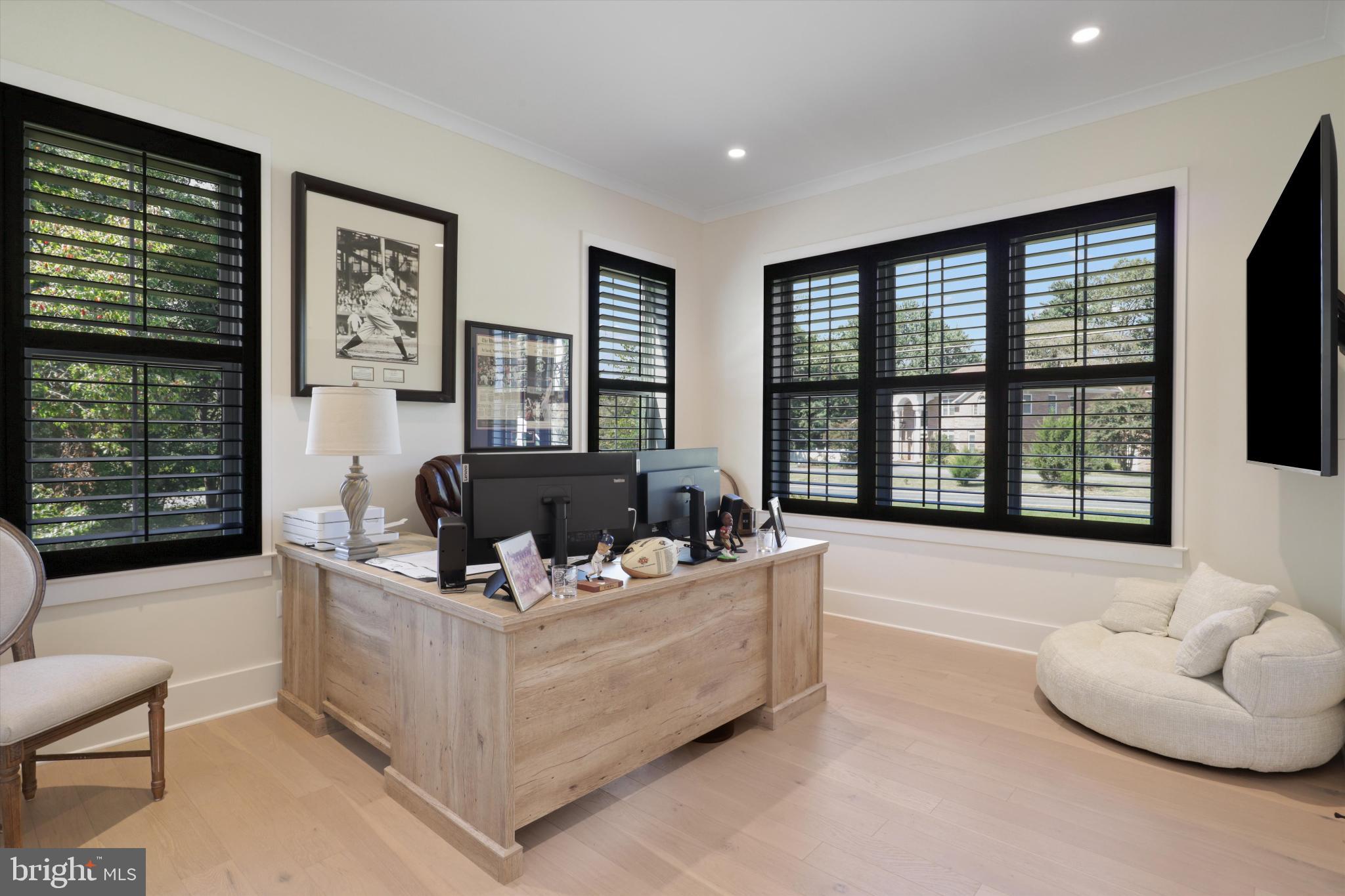 GLEN HILLS - Residential