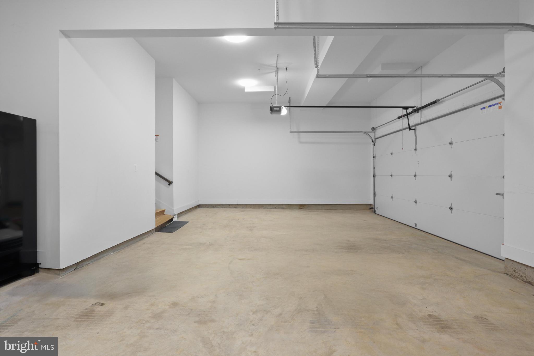 GLEN HILLS - Residential