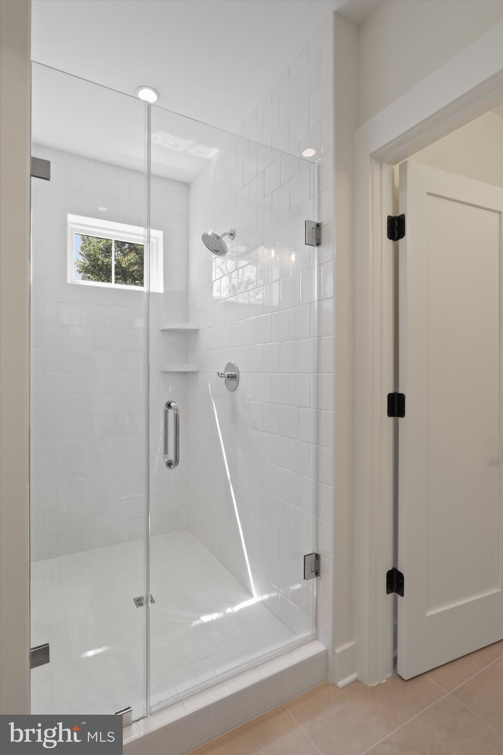 GLEN HILLS - Residential