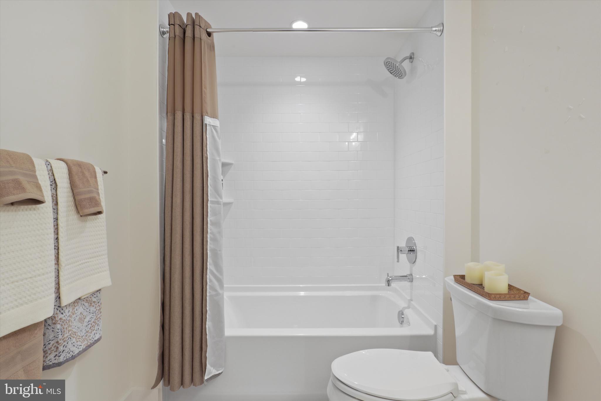 GLEN HILLS - Residential