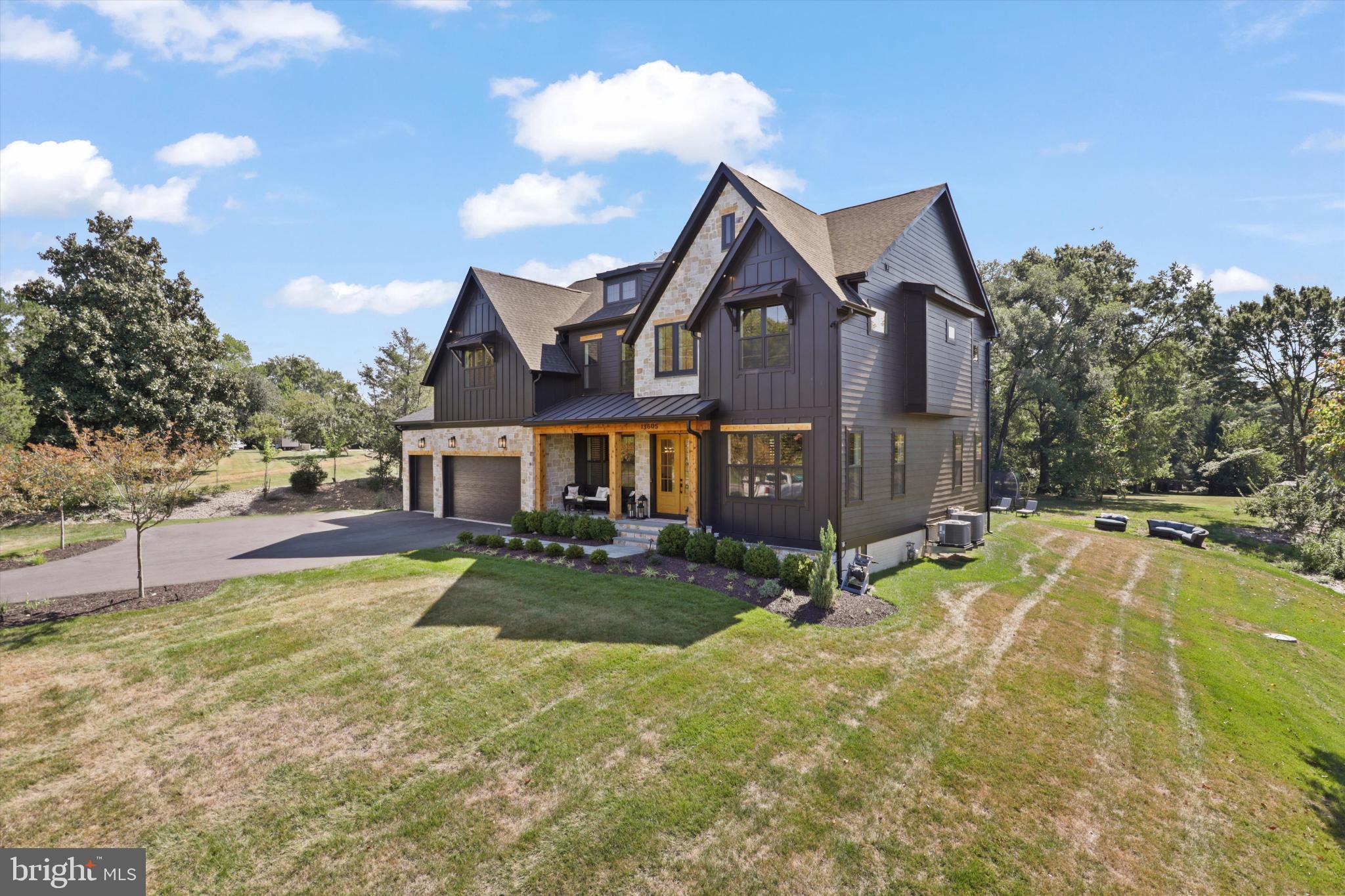 GLEN HILLS - Residential