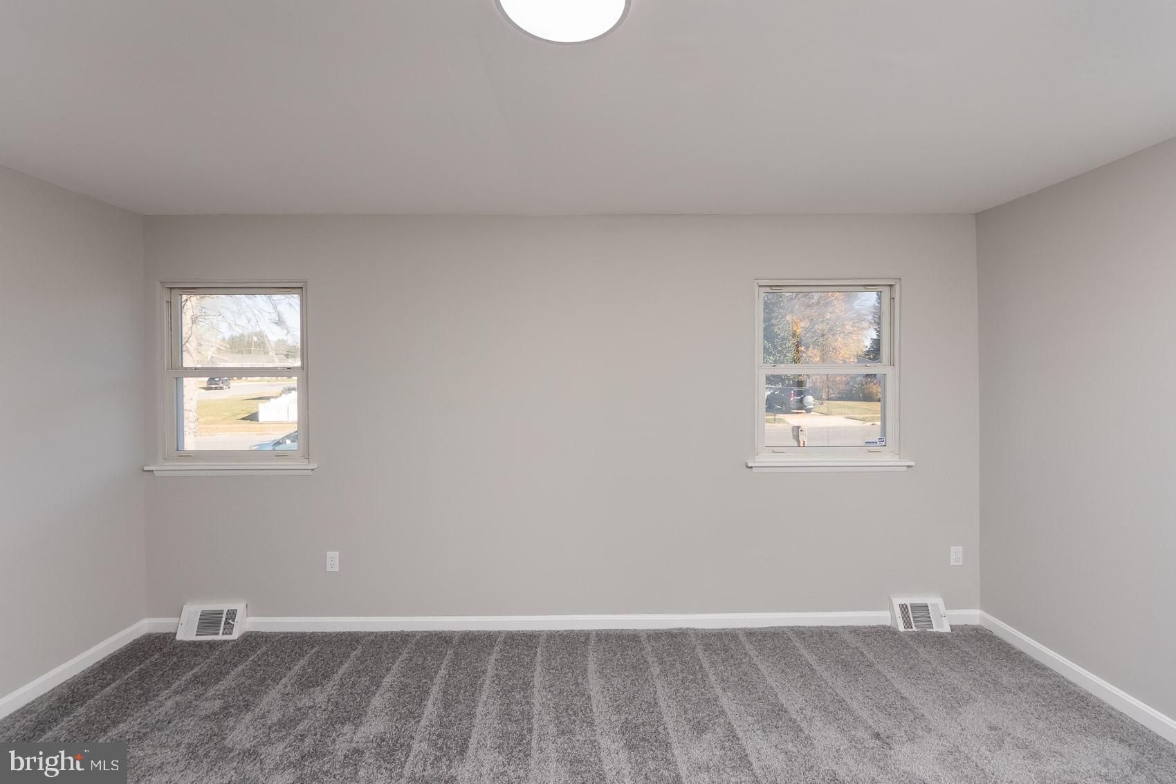 SUBURBIA - Residential