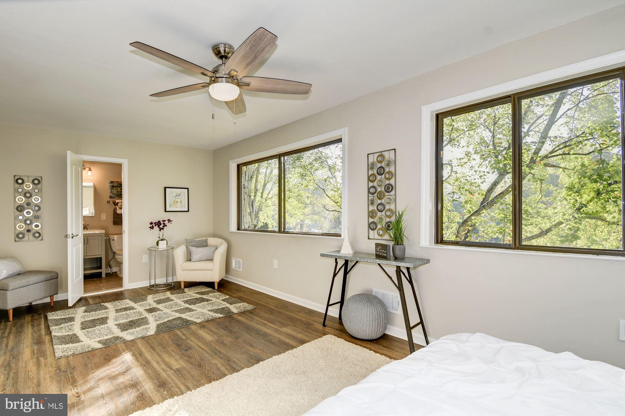 STONEYBROOKE - Residential